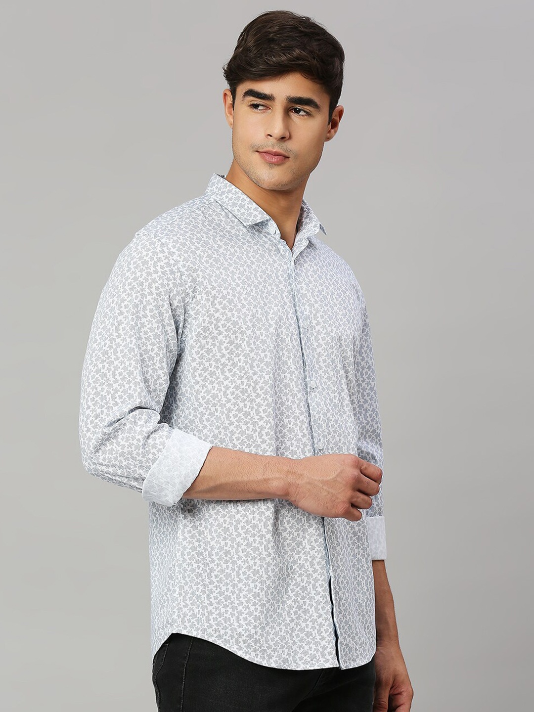 

Mast & Harbour White Classic Abstract Printed Slim Fit Casual Shirt