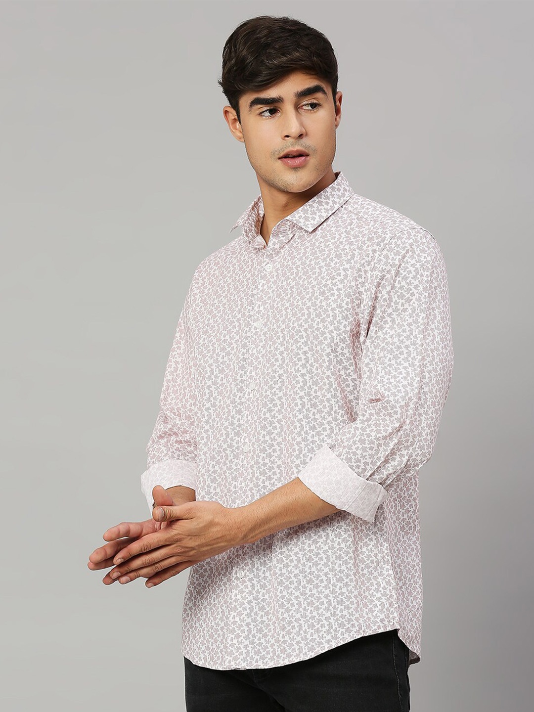 

Mast & Harbour White Classic Floral Printed Slim Fit Casual Shirt