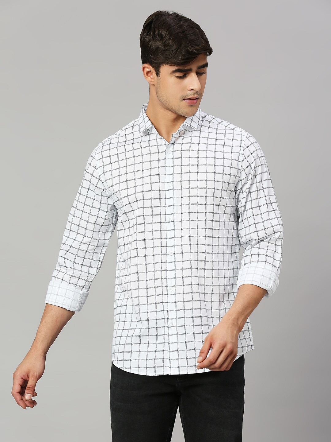 

Mast & Harbour White Classic Slim Fit Windowpane Checked Casual Shirt