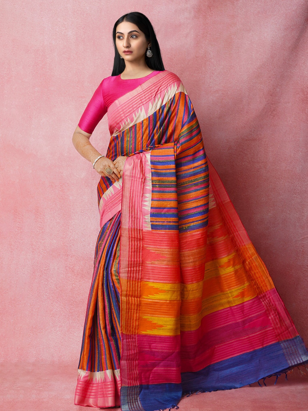 

Unnati Silks Ethnic Motifs Printed Zari Jute Silk Tussar Saree, Red