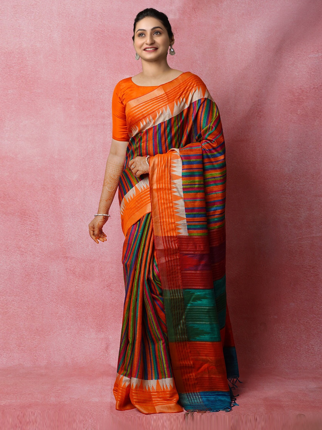 

Unnati Silks Striped Zari Jute Silk Handloom Tussar Saree, Red