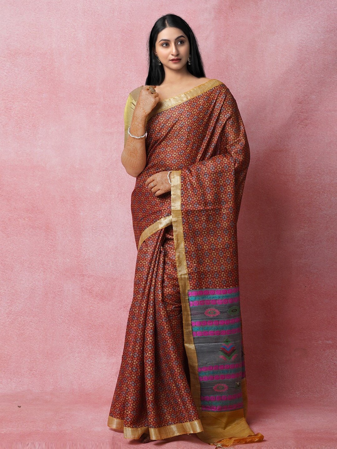 

Unnati Silks Ethnic Motifs Printed Zari Handloom Jute Silk Tussar Saree, Brown