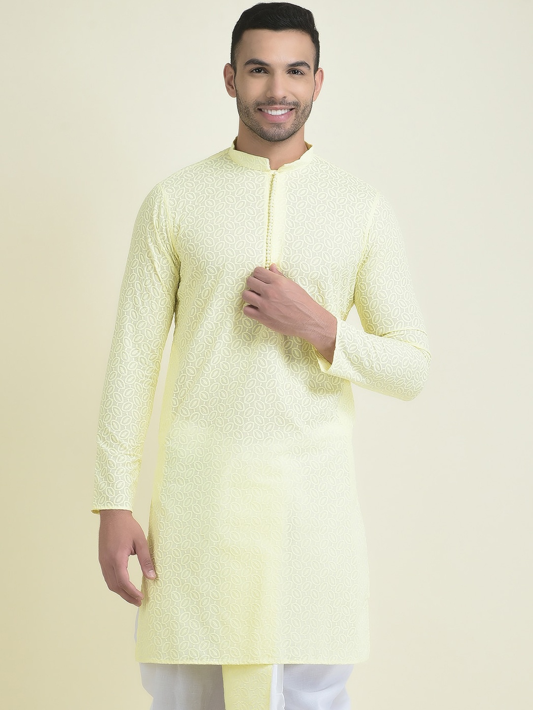 

DEYANN Chikankari Embroidered Mandarin Collar Pure Cotton Kurta, Yellow