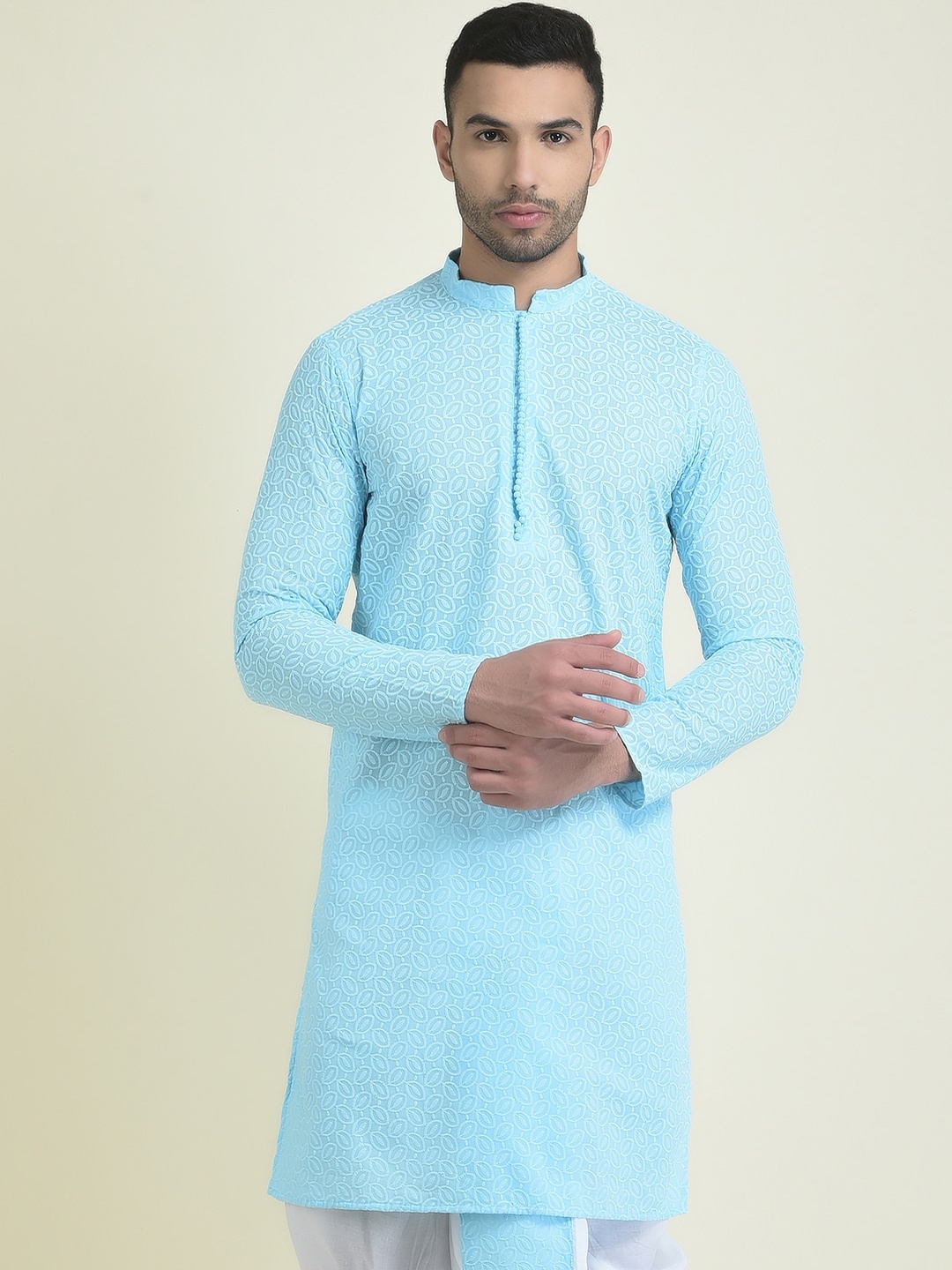 

DEYANN Chikankari Embroidered Mandarin Collar Pure Cotton Kurta, Blue
