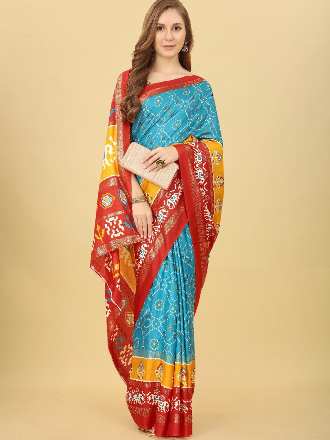 

VILLAGIUS Bandhani Printed Zari Mysore Silk Saree, Turquoise blue