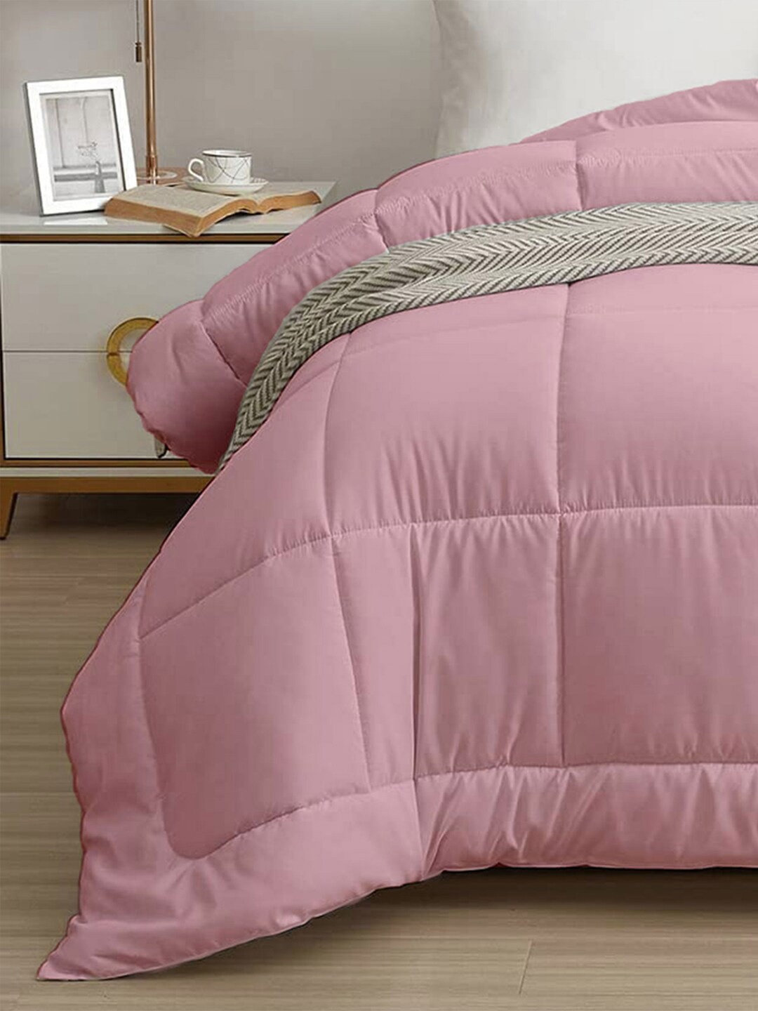 

MYTRIDENT Pink Black Mild Winter Single Bed Comforter