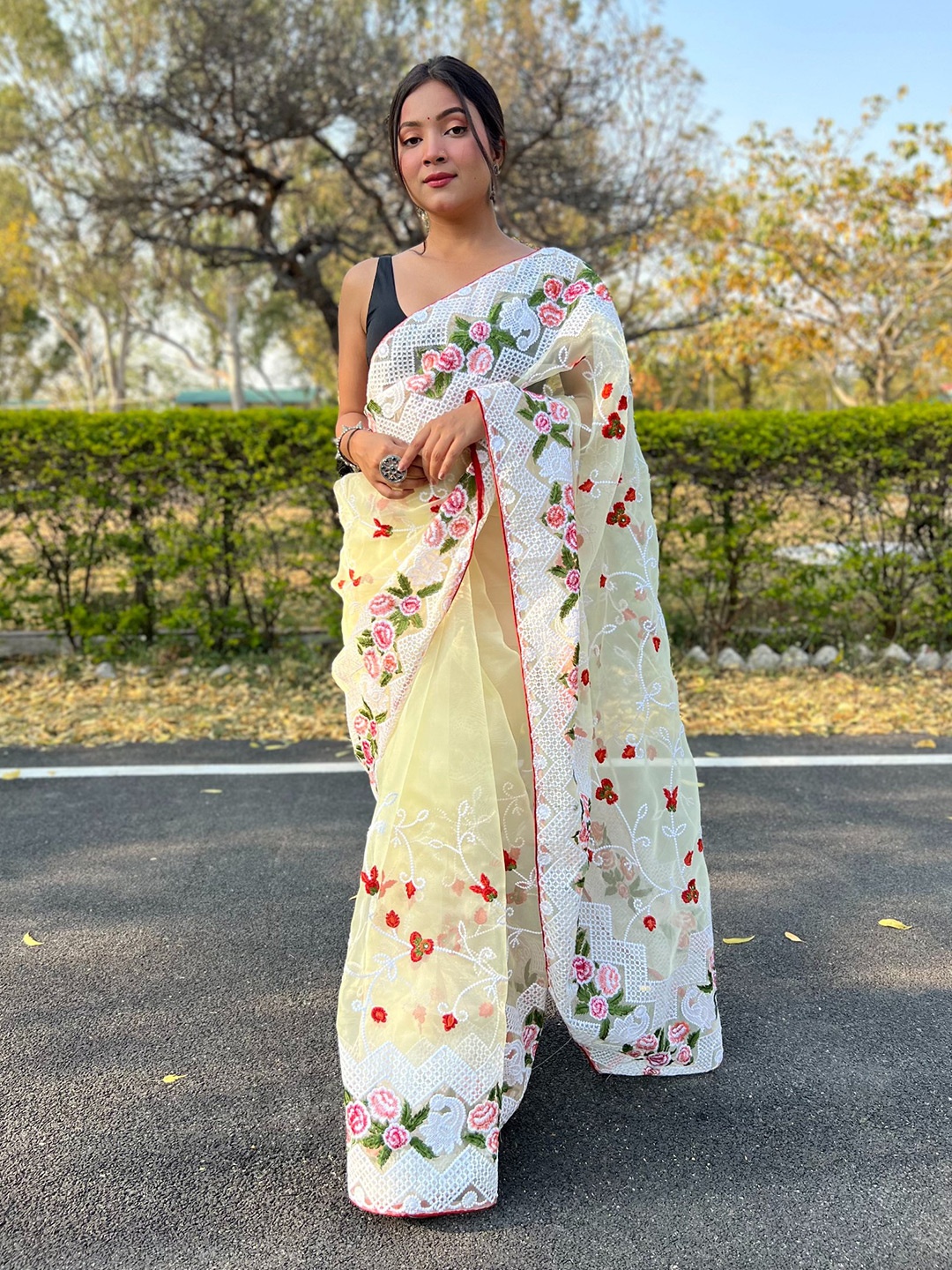 

all about you Yellow & White Floral Embroidered Organza Saree