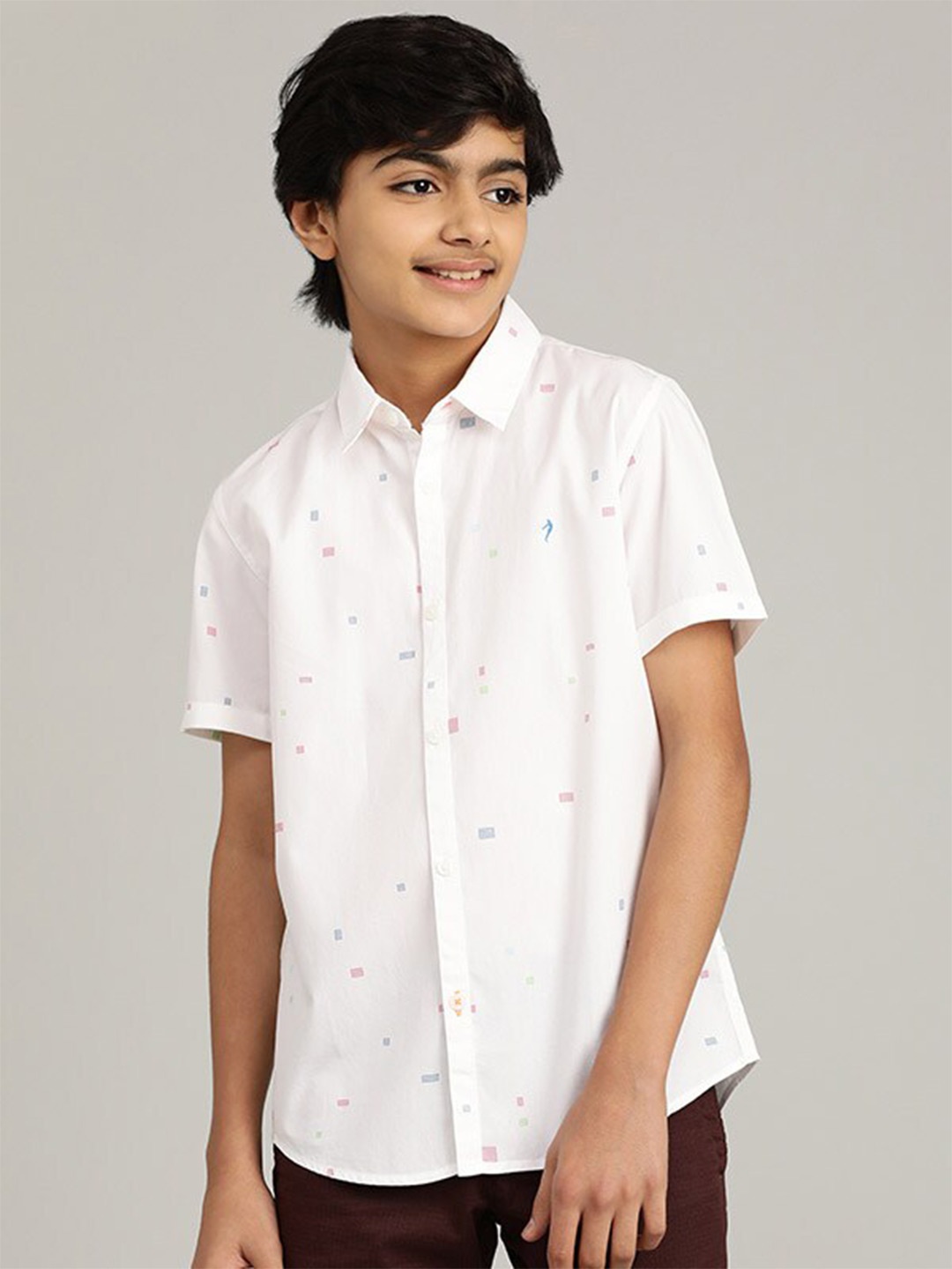 

Indian Terrain Boys Classic Conversational Printed Pure Cotton Casual Shirt, White