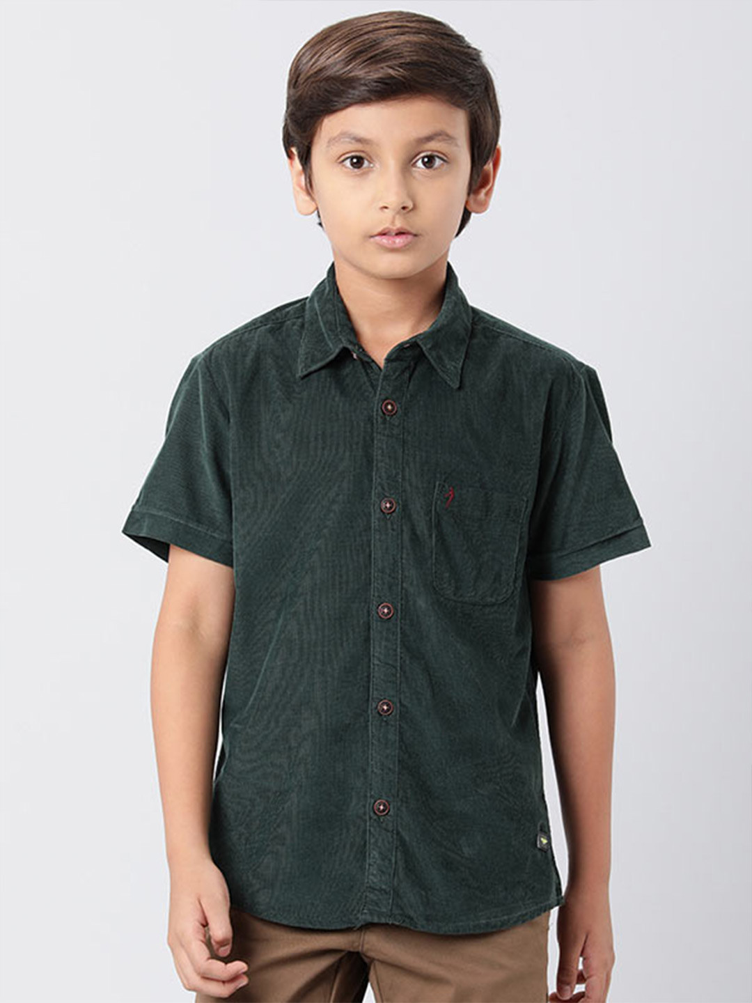 

Indian Terrain Boys Classic Pure Cotton Corduroy Casual Shirt, Green