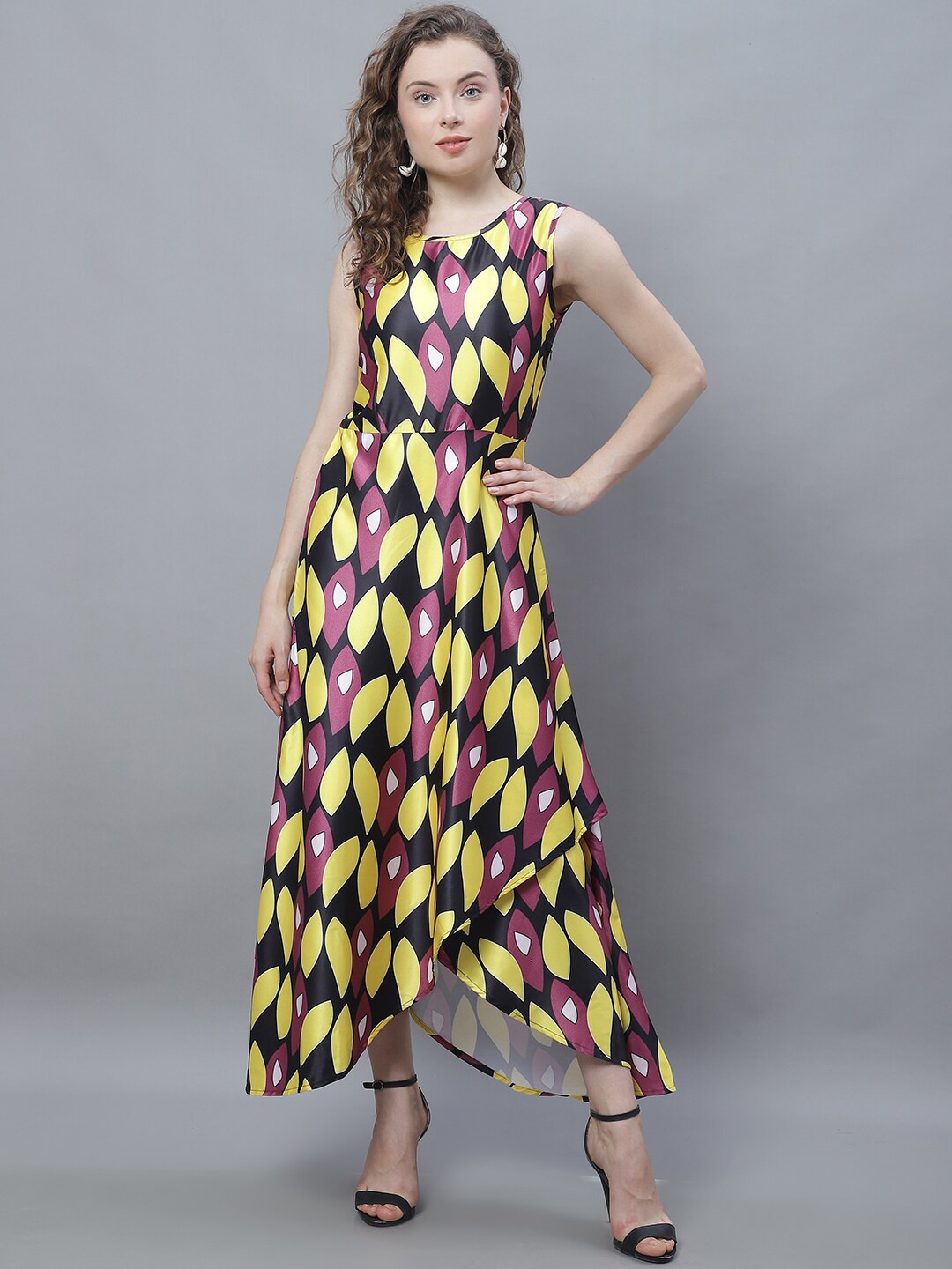

Karmic Vision Geometric Printed V-Neck Sleeveless Maxi Dress, Black