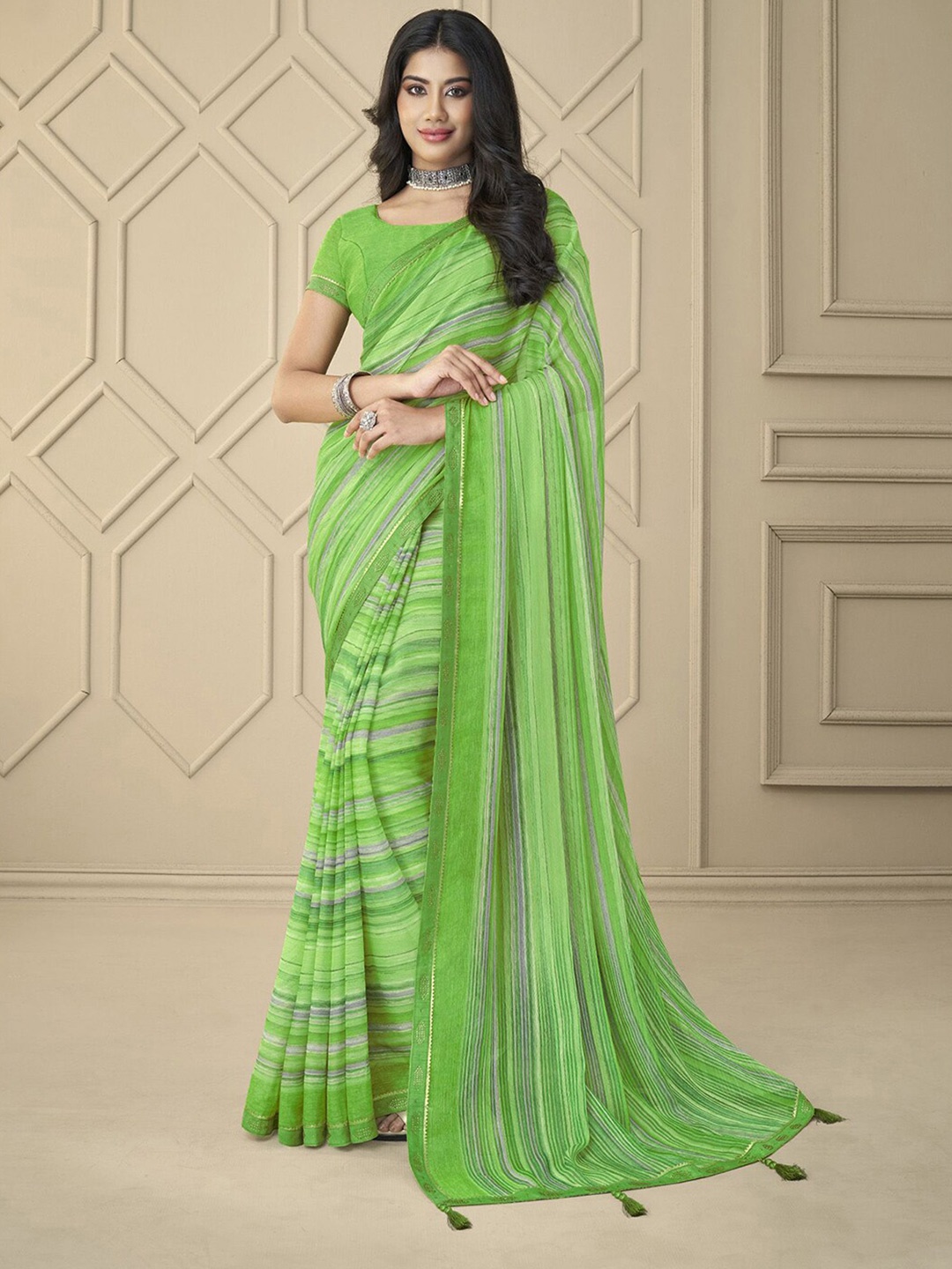 

Mitera Green Geometric Printed Poly Chiffon Saree