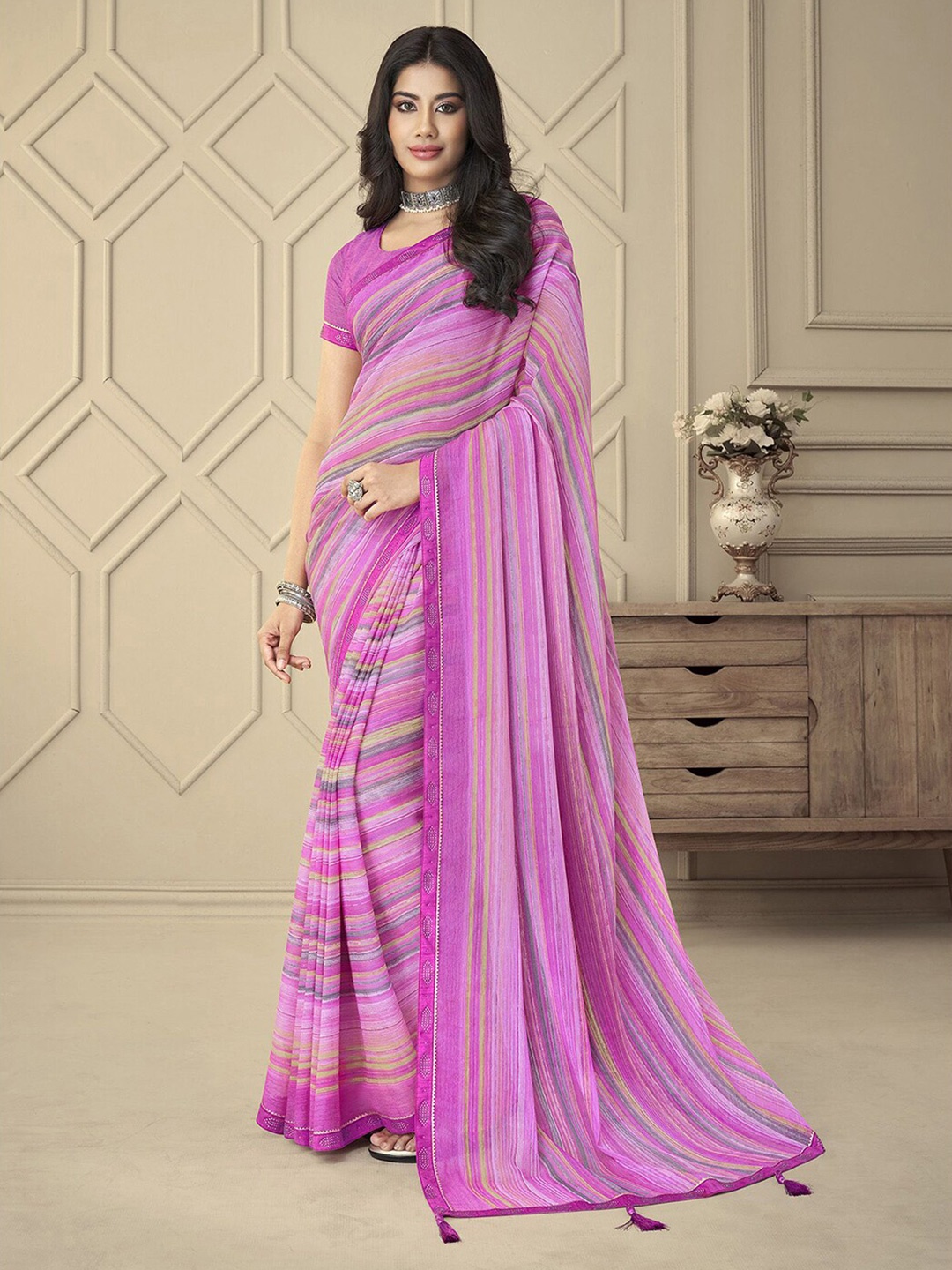 

Mitera Pink Geometric Printed Poly Chiffon Saree