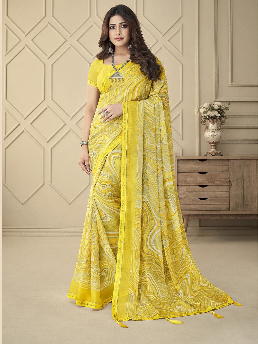 

Mitera Yellow & White Abstract Printed Beads & Stones Saree