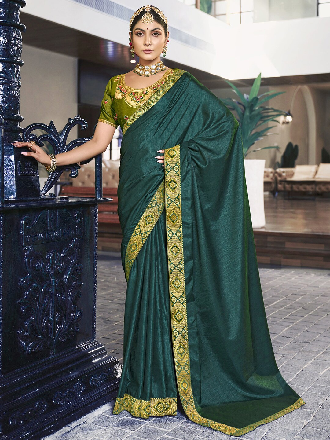 

KALINI Woven Design Border Saree, Green