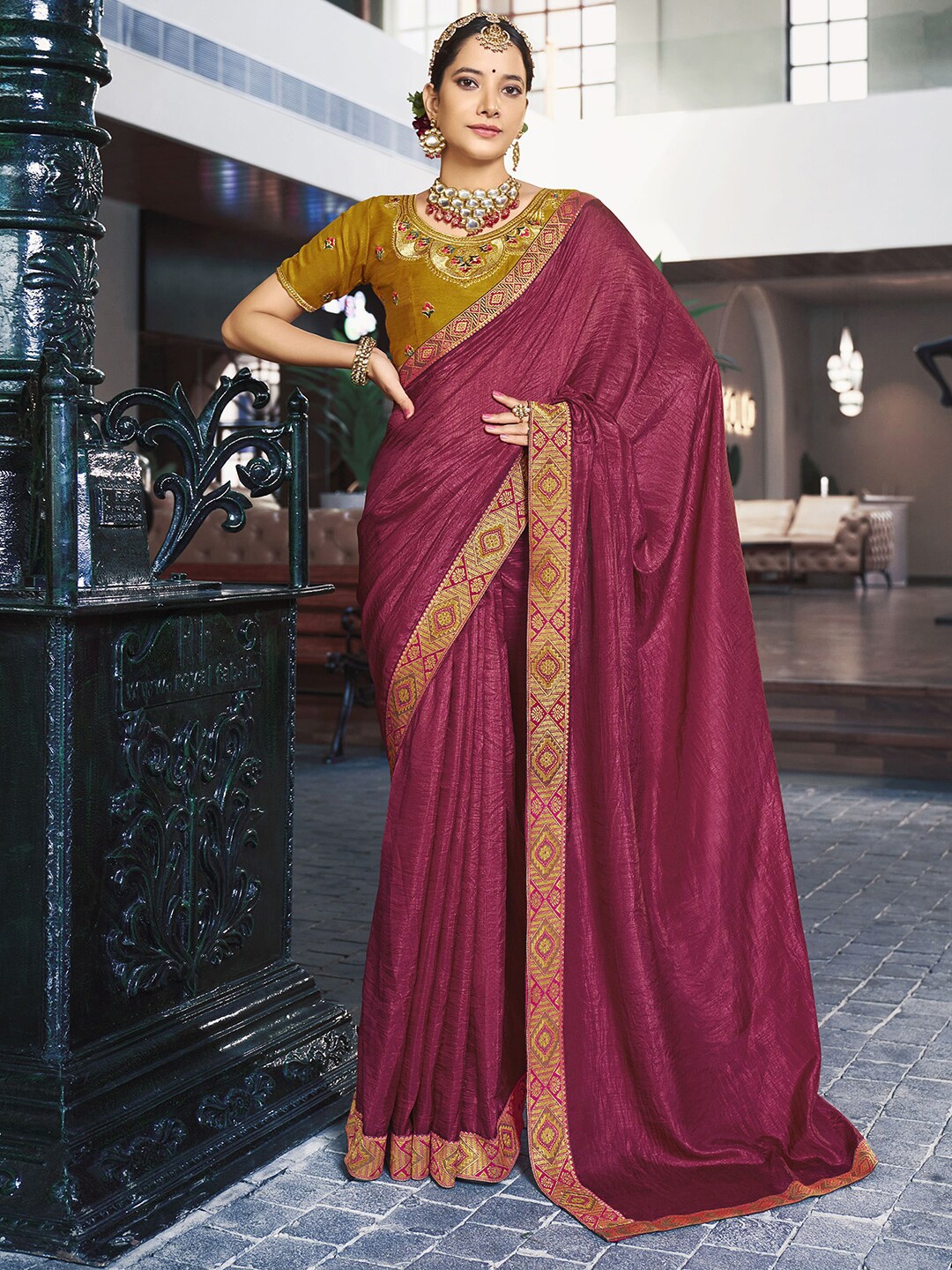 

KALINI Zari Silk Blend Saree, Pink