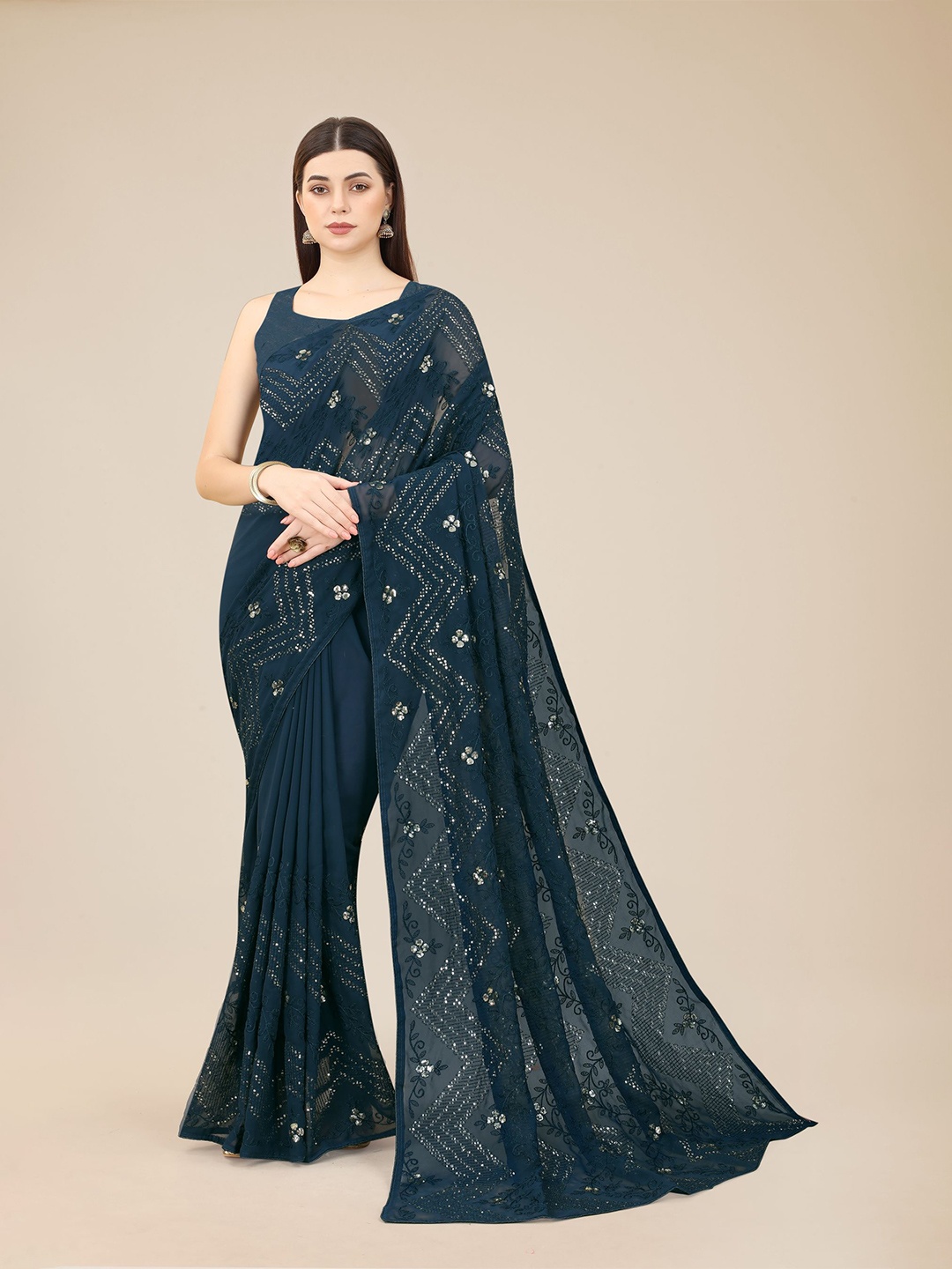 

HERE&NOW Teal & Silver-Toned Embellished Sequinned Poly Georgette Saree