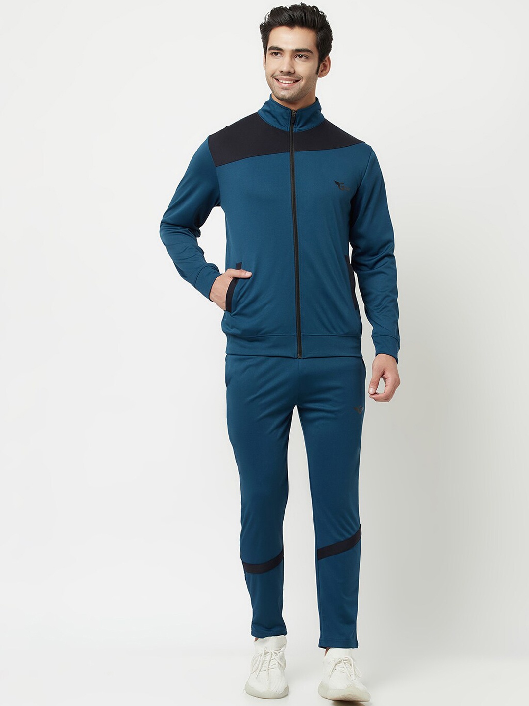 

GLITO Men Colorblocked Sports Tracksuit, Blue