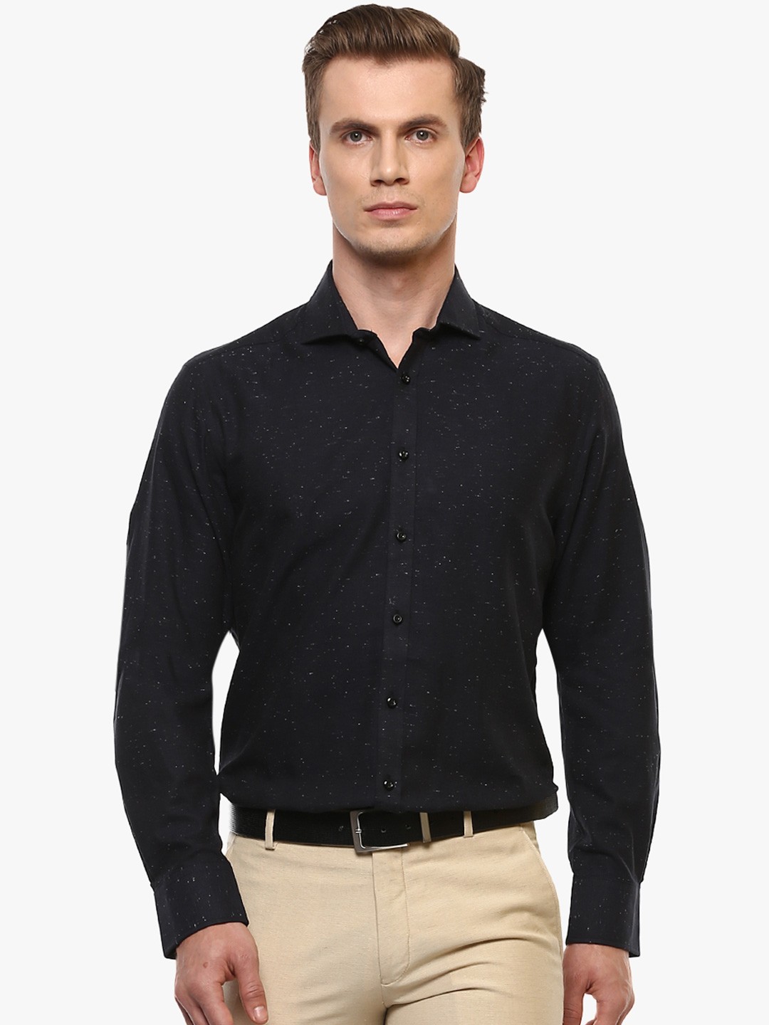 

Bruun & Stengade Men Black Slim Fit Solid Formal Shirt