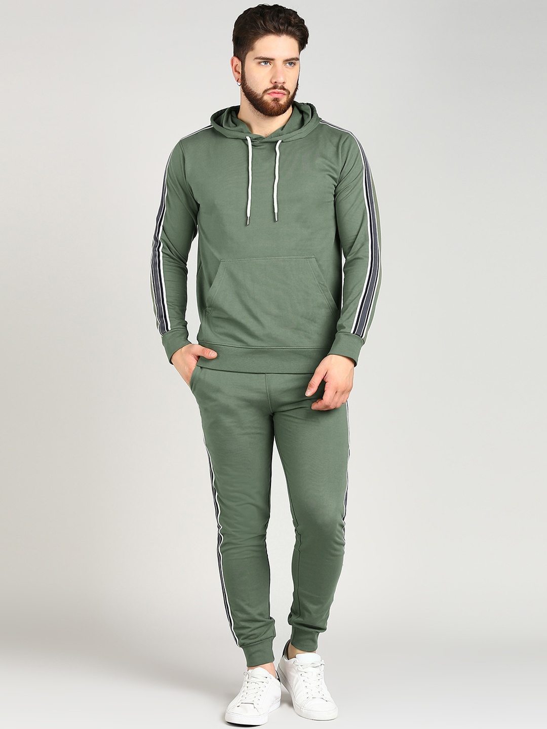 

Alan Jones Men Hooded Casual Tracksuits, Green