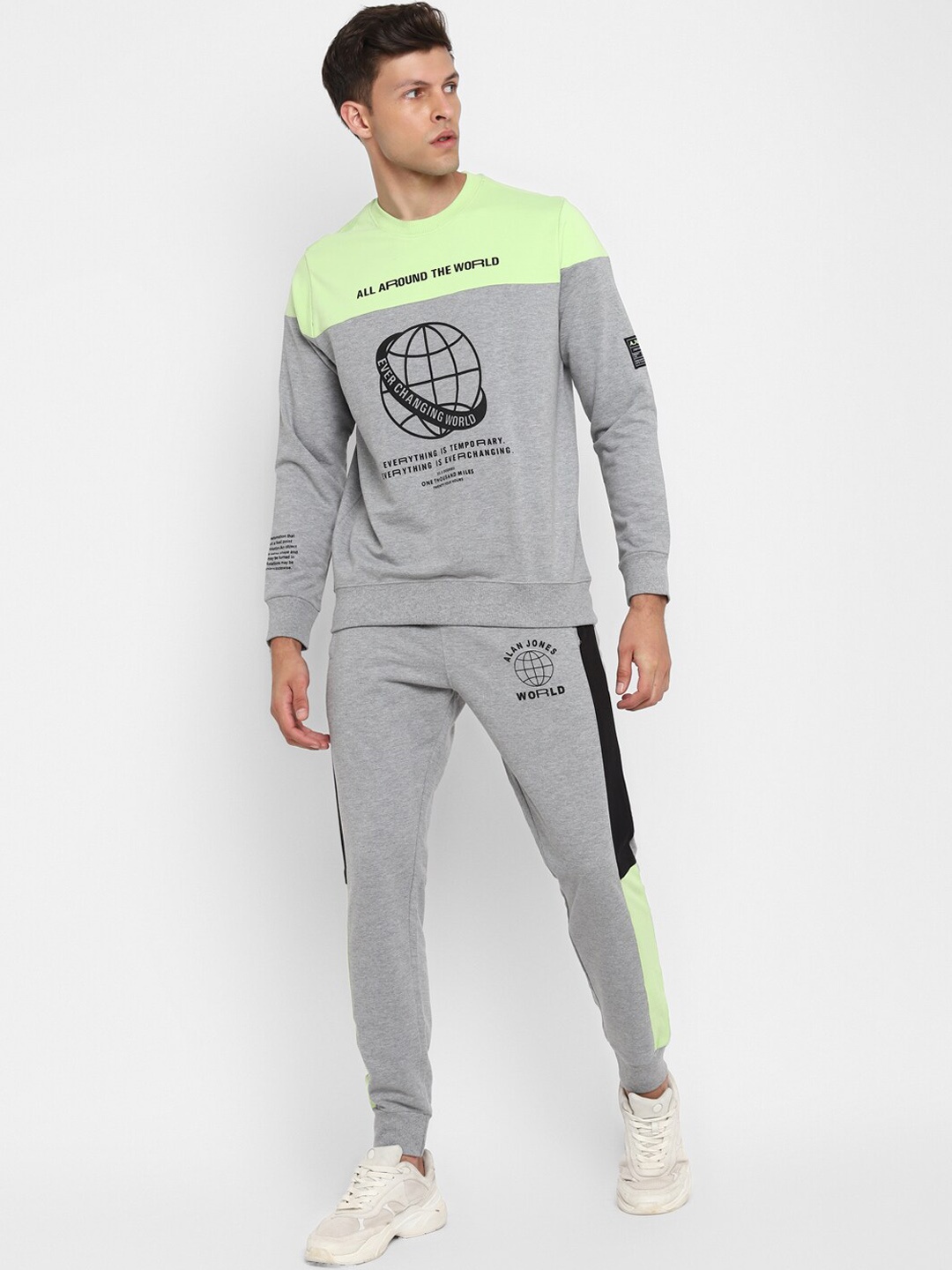 

Alan Jones Men Graphic Printed Tracksuit, Grey