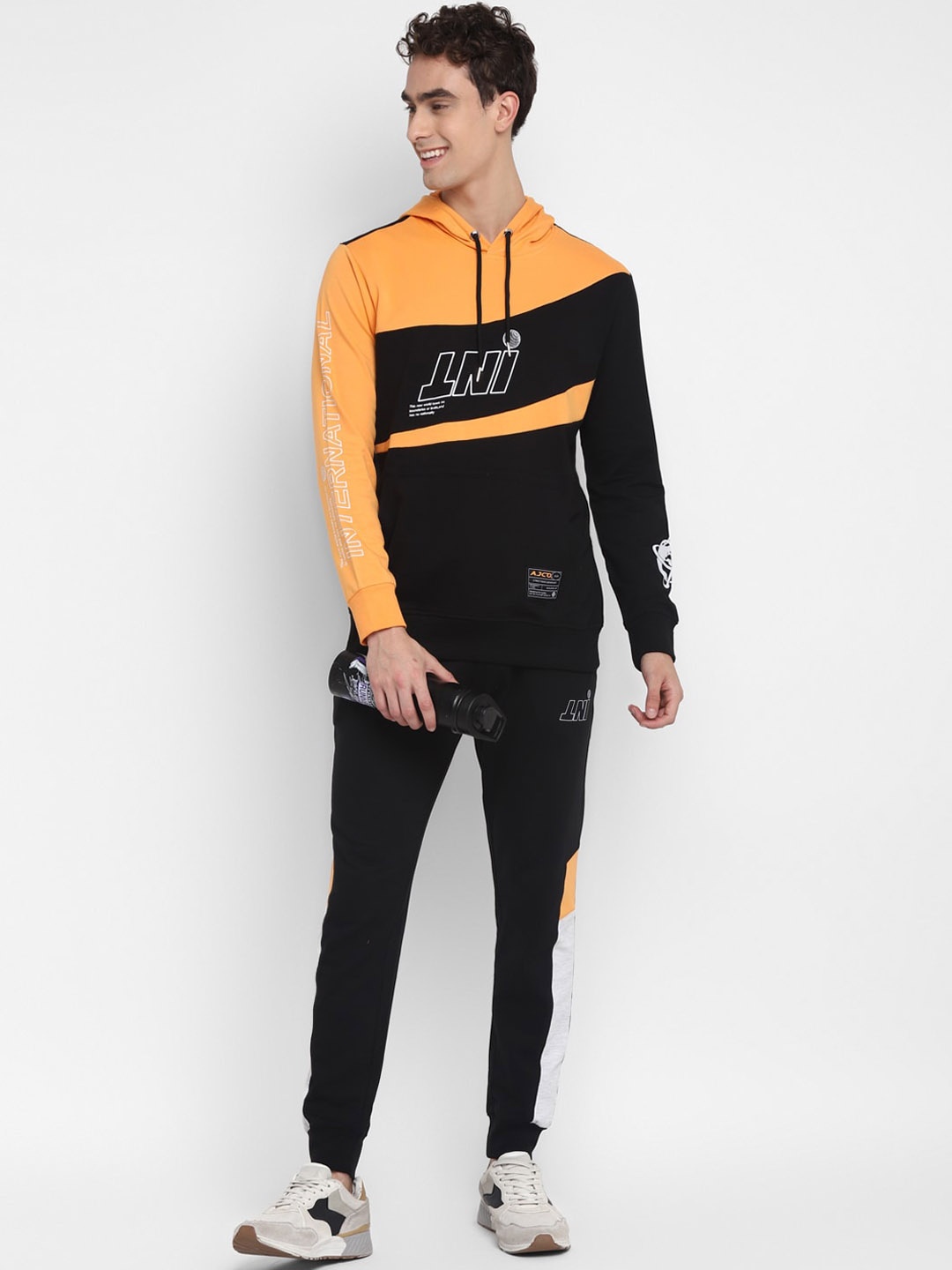 Alan Jones Men Colourblocked Hooded Casual Tracksuit, Black