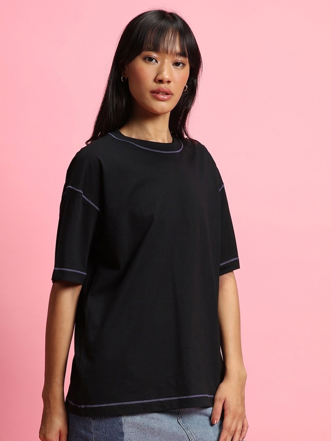 

Bewakoof Solid Drop-Shoulder Sleeves Oversized T-shirt, Black