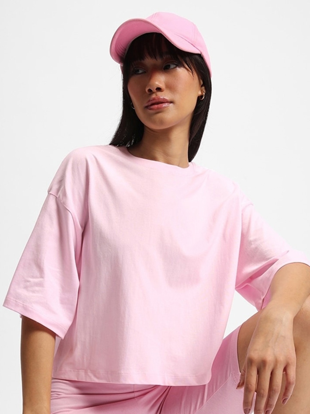 

Bewakoof Round Neck Drop-Shoulder Sleeves Cotton Oversized Fit T-shirt, Pink