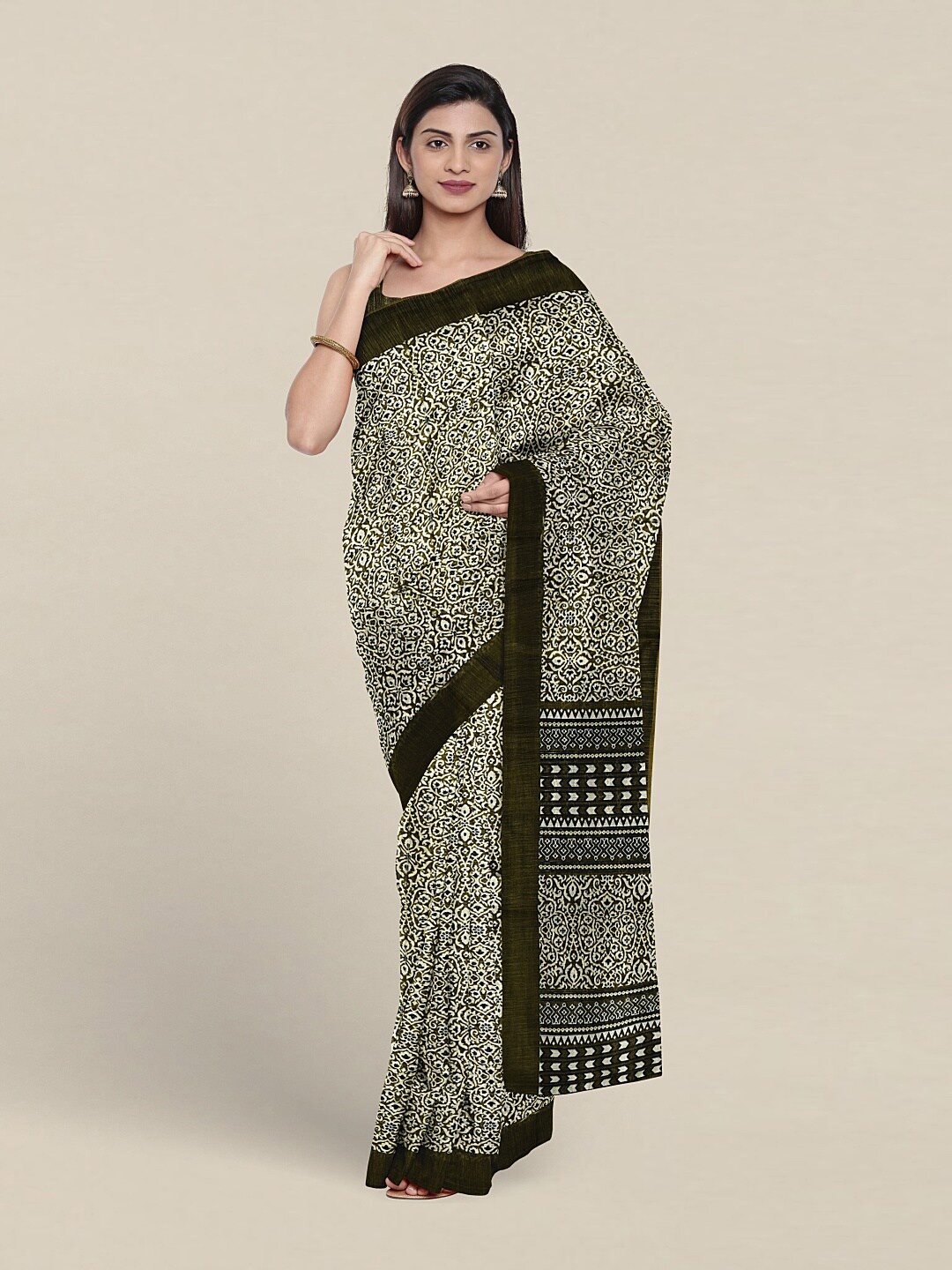 

Pothys Ethnic Motifs Printed Saree, Green
