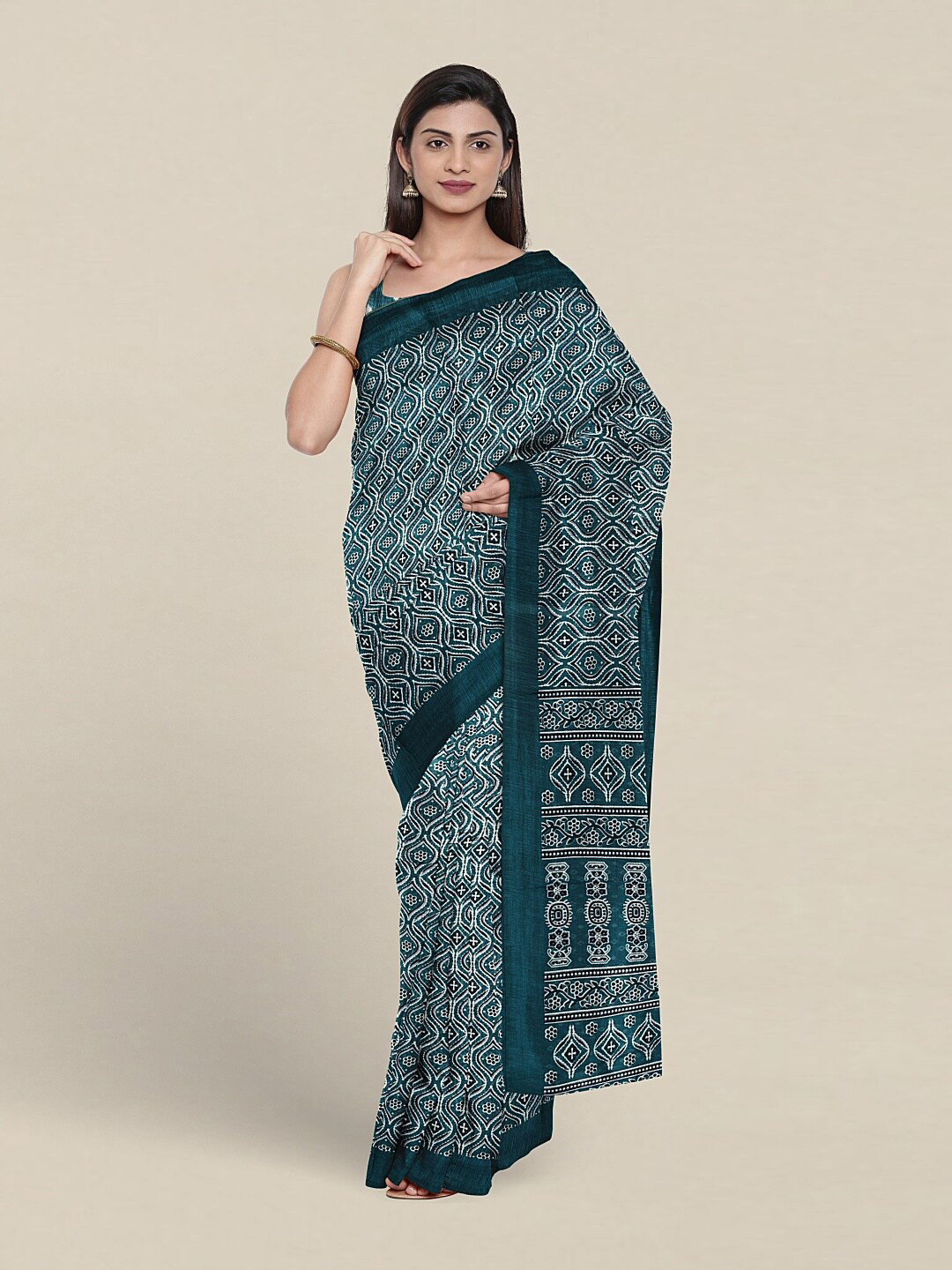 

Pothys Blue & White Ethnic Motifs Saree