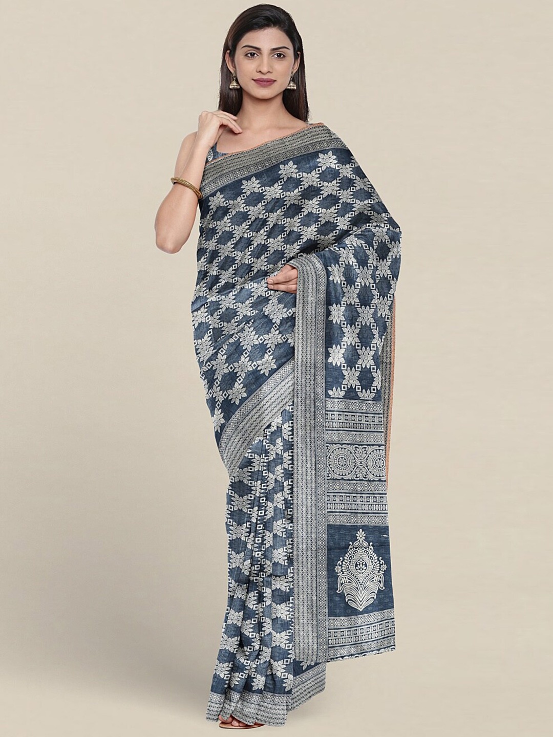

Pothys Geometric Printed Cotton Blend Saree, Grey