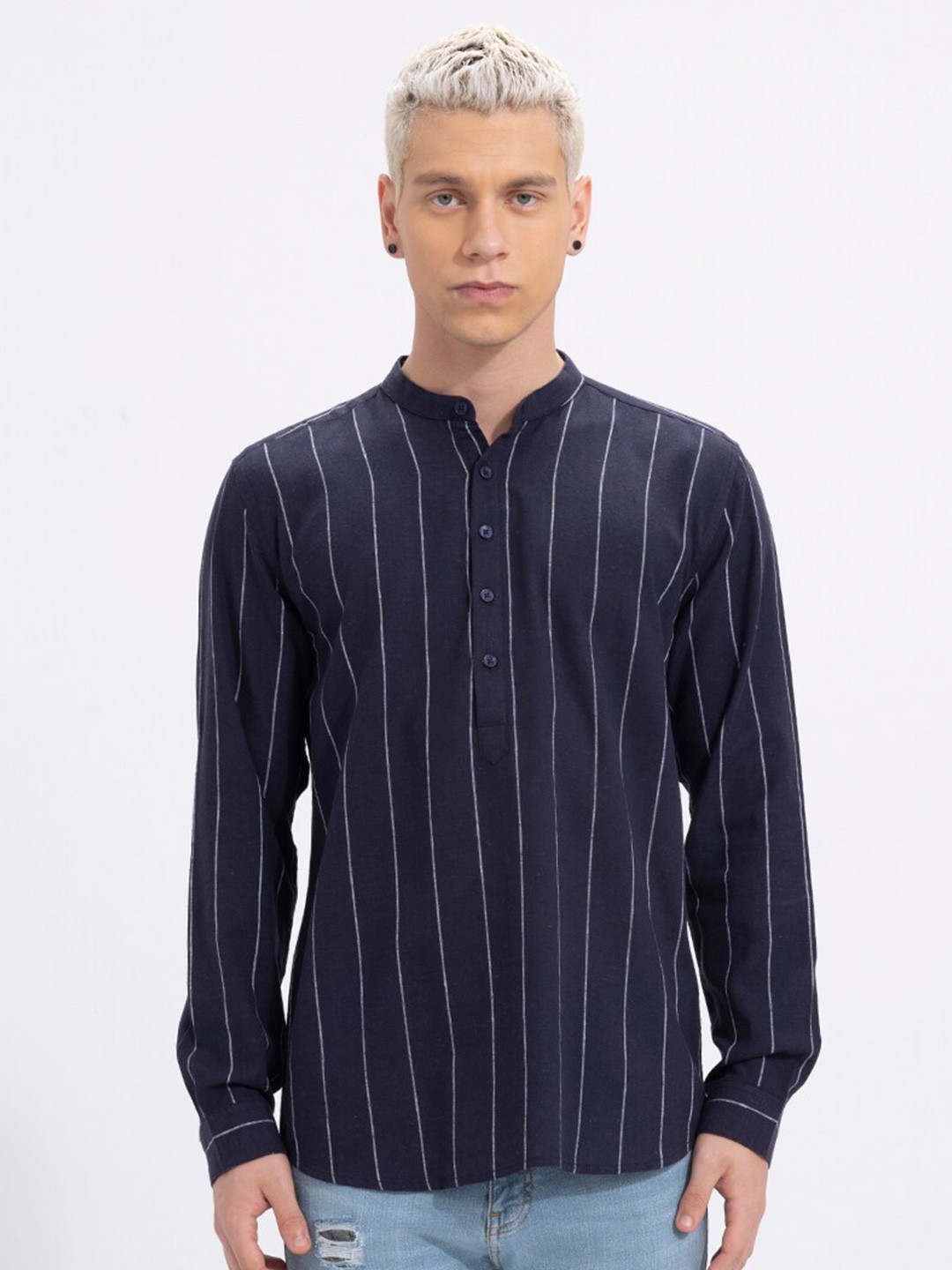 

Snitch Navy Blue Vertical Striped Classic Slim Fit Cotton Casual Shirt