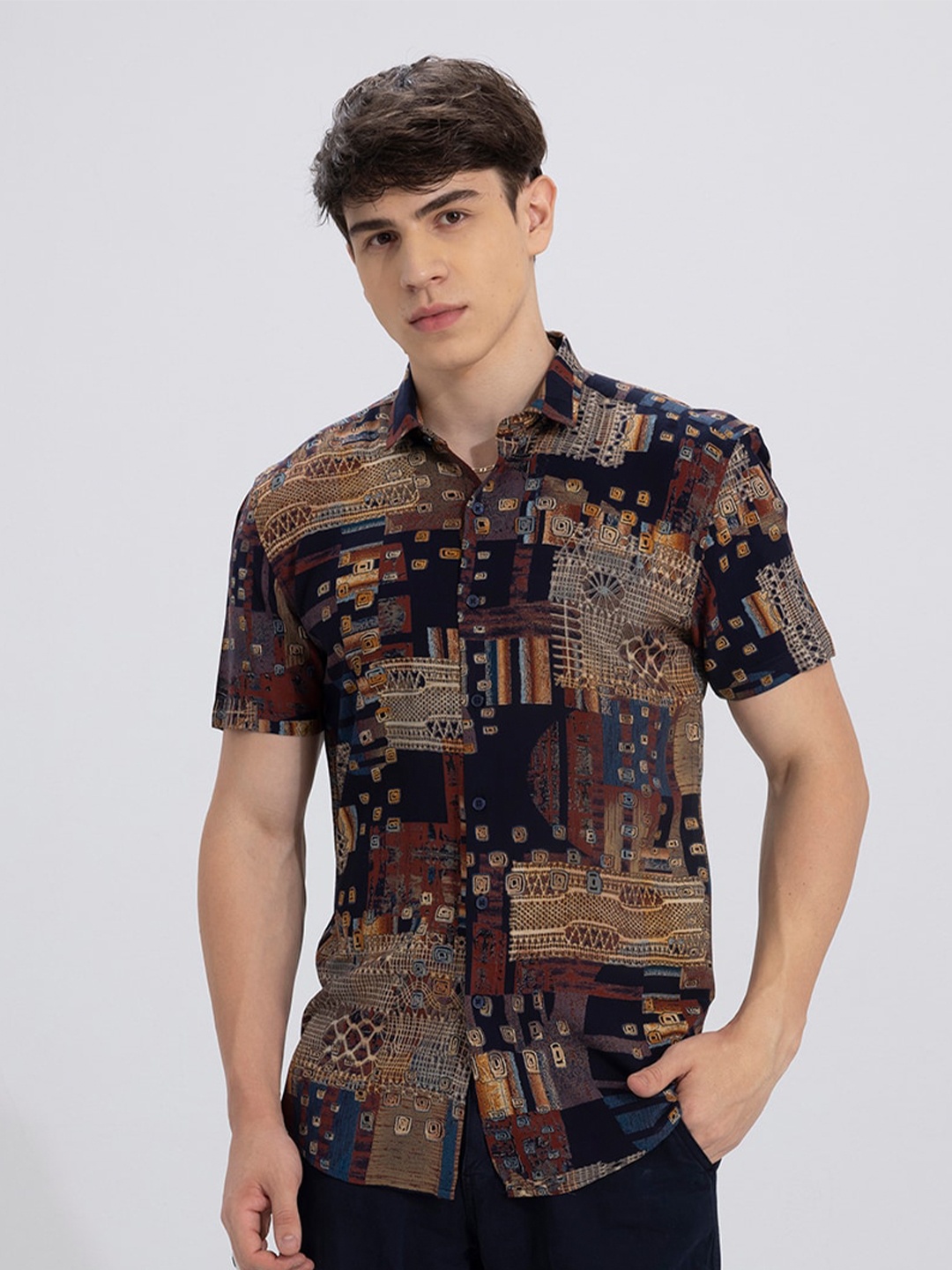 

Snitch Brown Classic Slim Fit Abstract Printed Casual Shirt