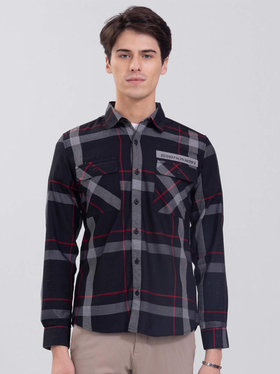 

Snitch Black Classic Slim Fit Tartan Checked Cotton Casual Shirt