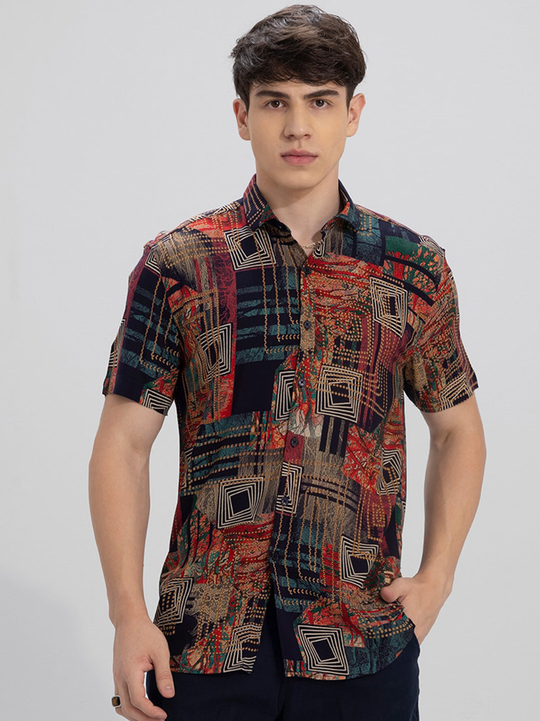 

Snitch Men Red Classic Slim Fit Opaque Printed Casual Shirt