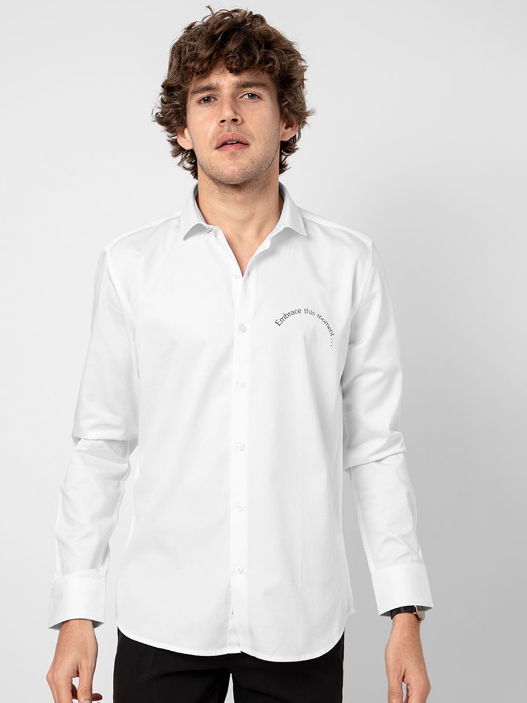 

Snitch White Classic Spread Collar Cotton Casual Shirt