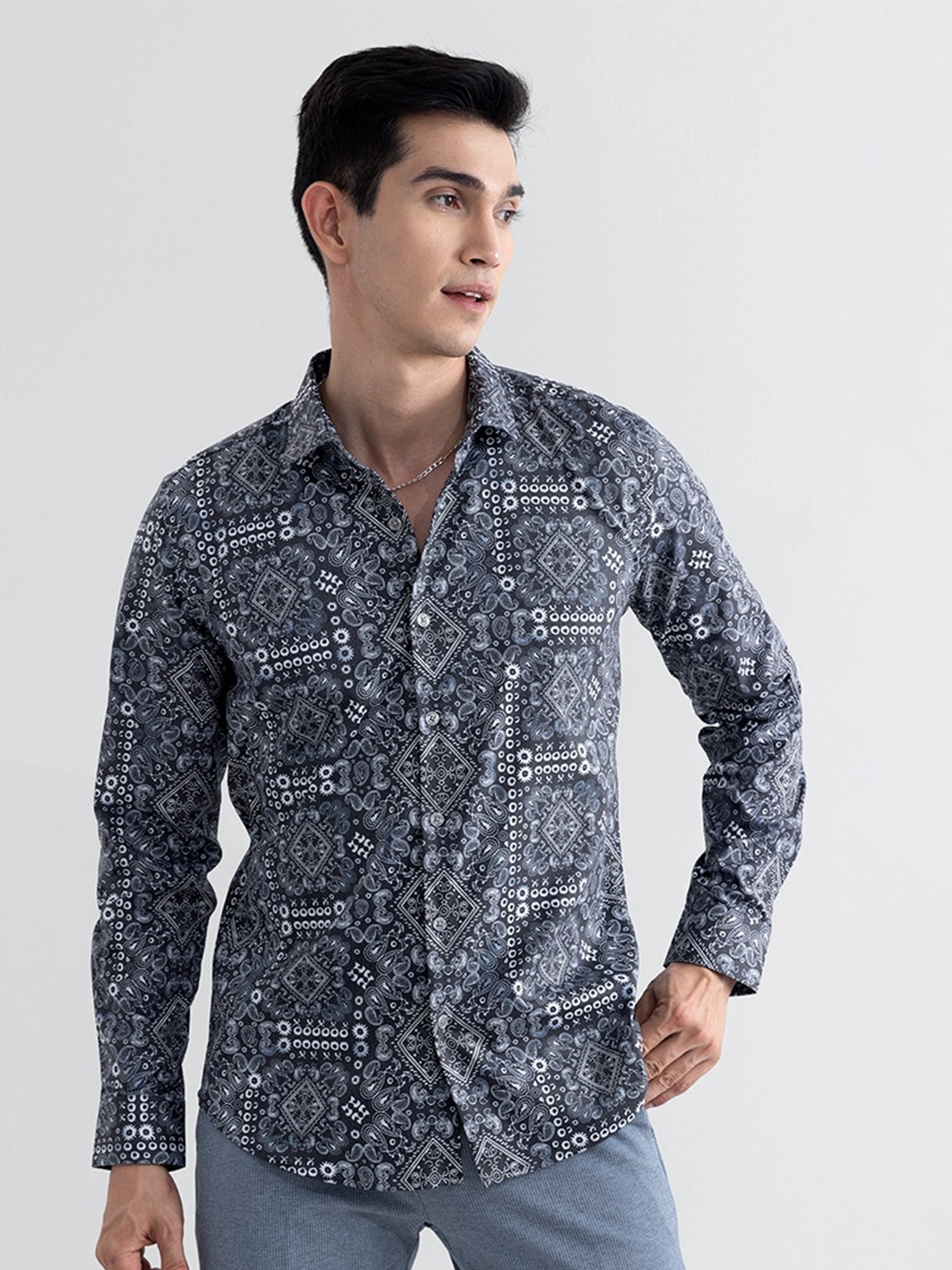 

Snitch Grey Classic Slim Fit Ethnic Printed Casual Shirt