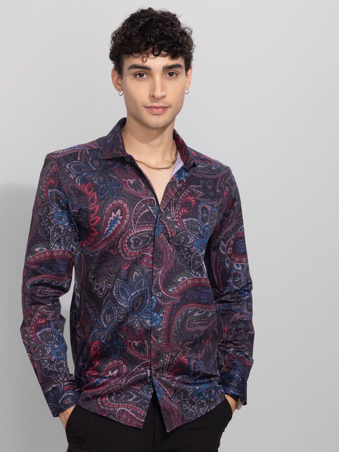 

Snitch Black Classic Slim Fit Ethnic Printed Cotton Casual Shirt