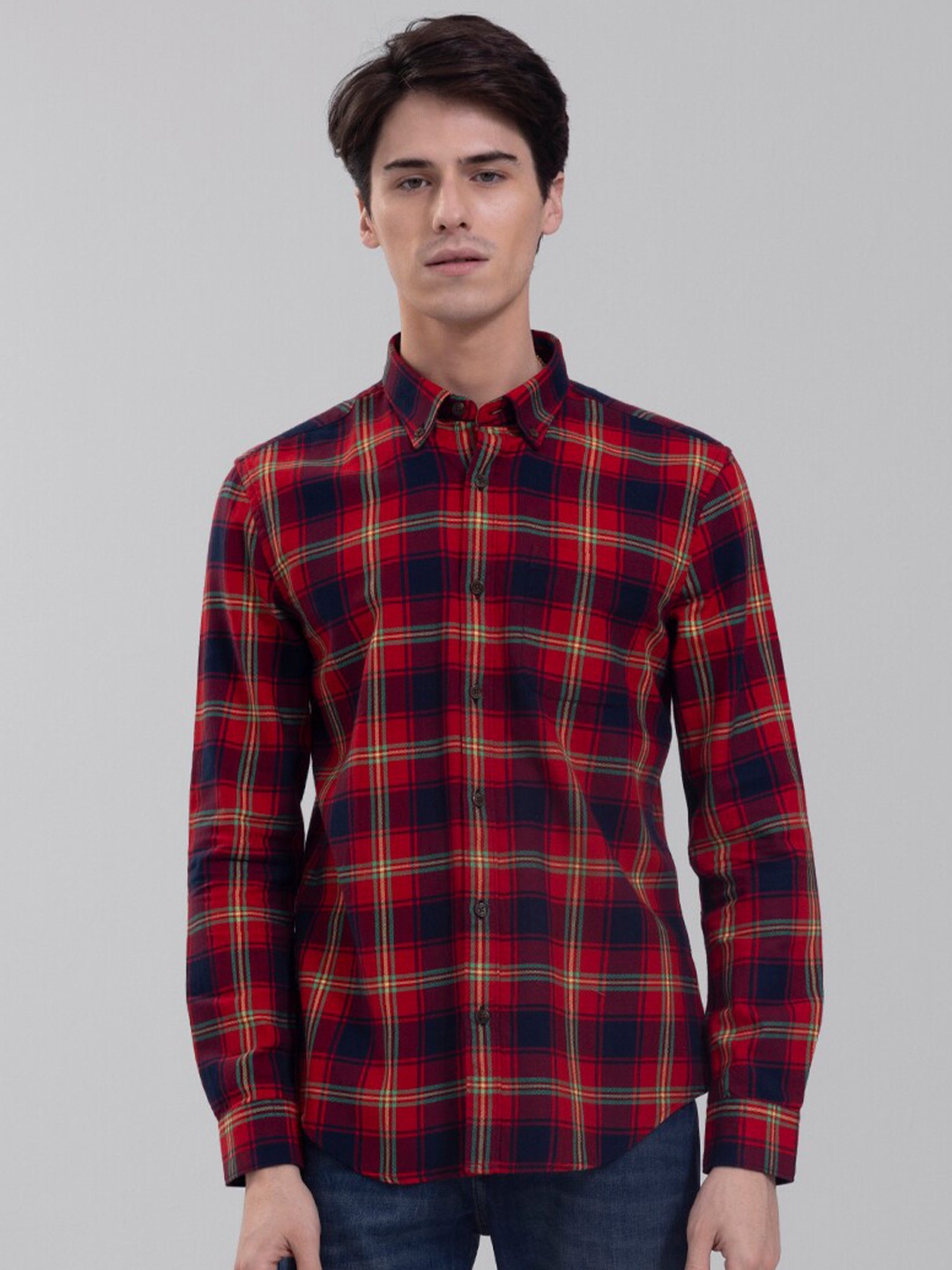 

Snitch Red Classic Slim Fit Tartan Checks Cotton Casual Shirt