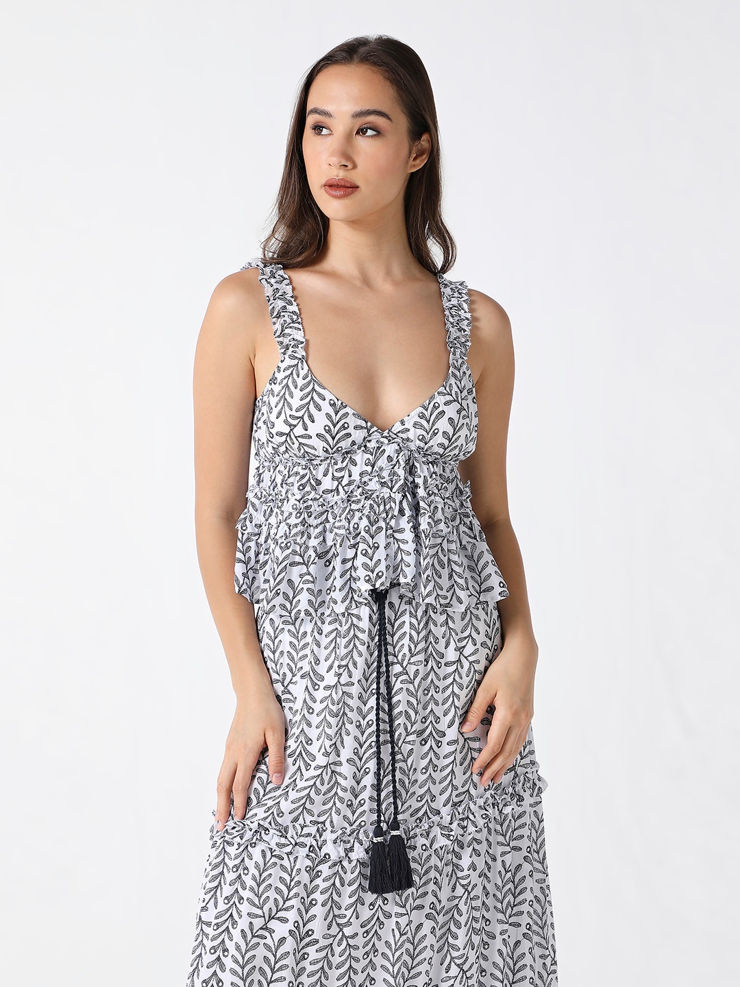 

Pepe Jeans Floral Printed Shoulder Straps Tiered Empire Top, White
