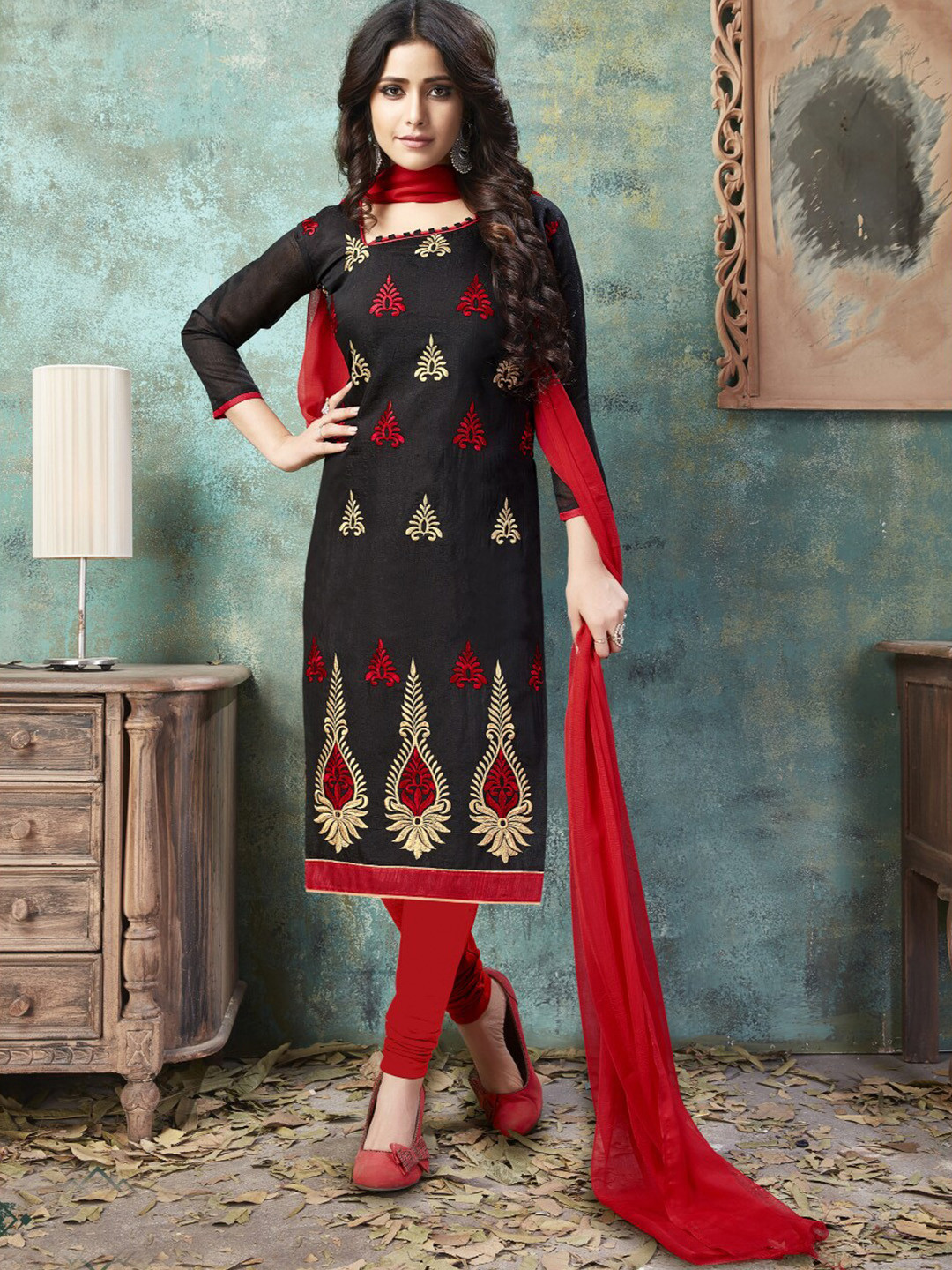 

Angroop Unstitched Dress Material, Black
