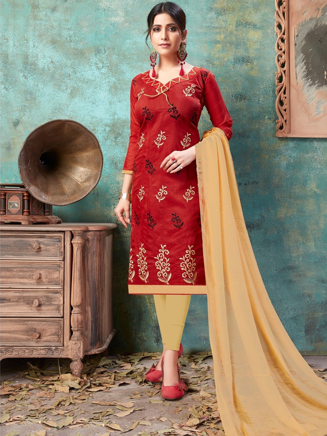 

Angroop Unstitched Dress Material, Red