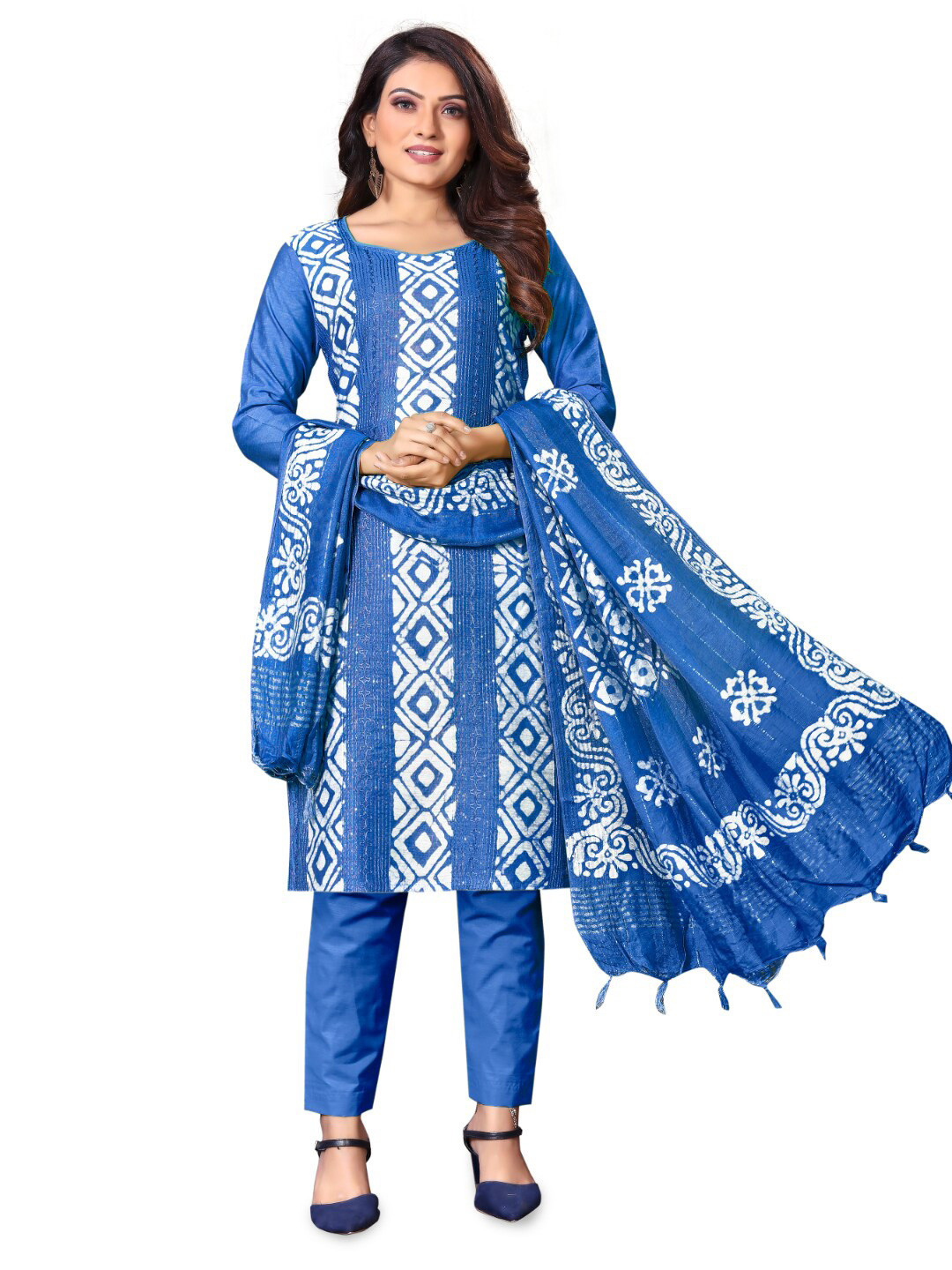 

Angroop Geometric Printed Unstitched Dress Material, Blue