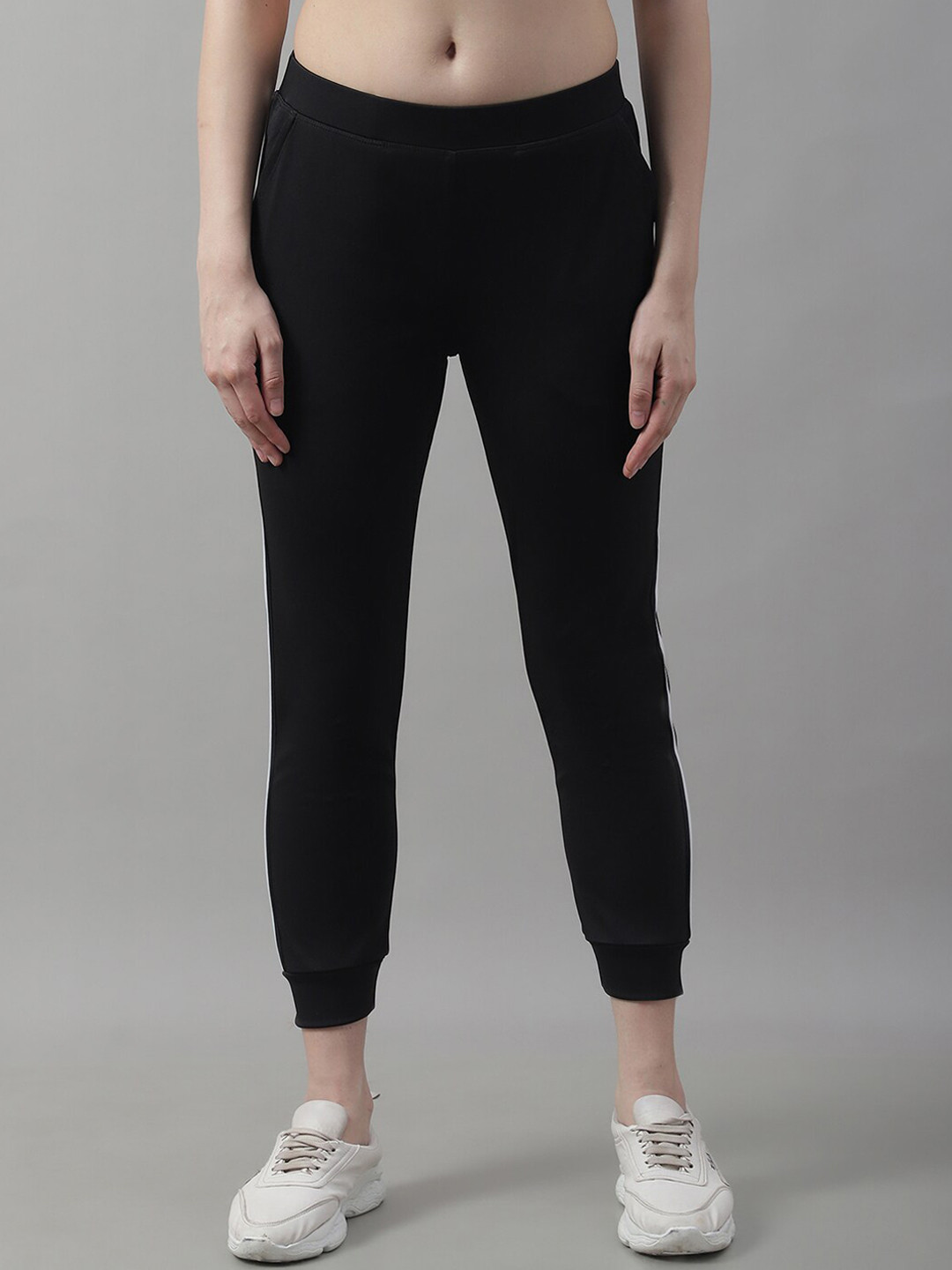 

Frempy Women Mid-Rise Sports Joggers, Black