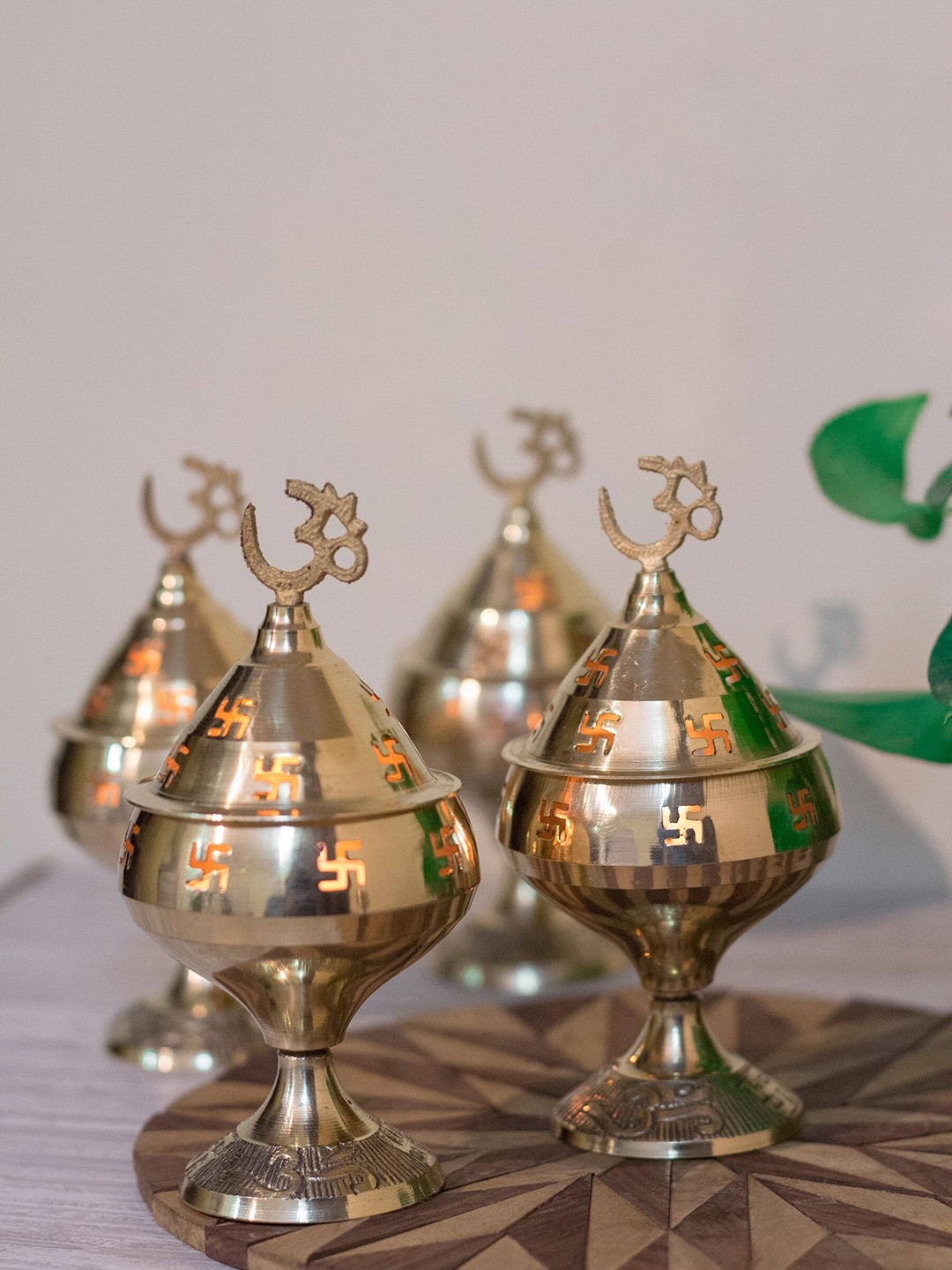 

Fashion Bizz Gold Toned 4-Pieces Om Design Brass Diyas