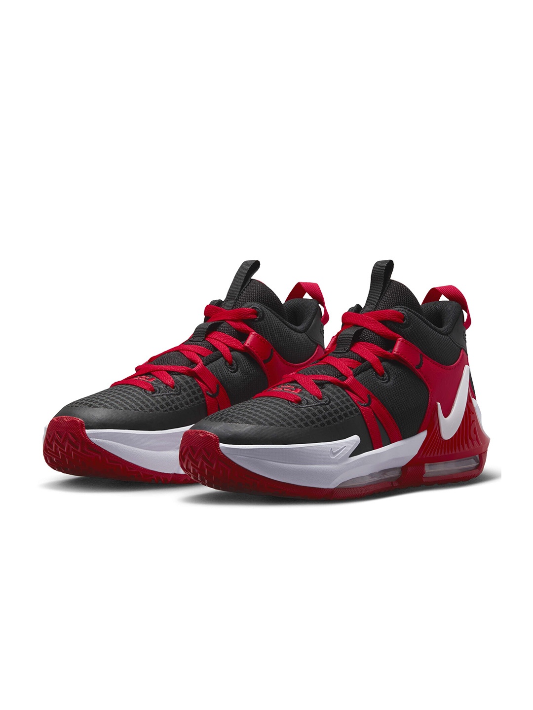 

Nike Kids LeBron Witness 7 EP Basketball Shoes, Black
