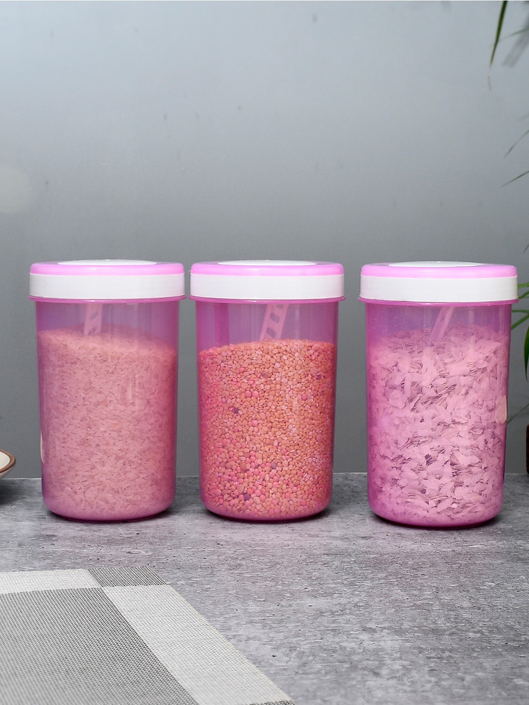 

Kuber Industries Pink & White 6 Pieces Airtight Storage Containers With Spoons