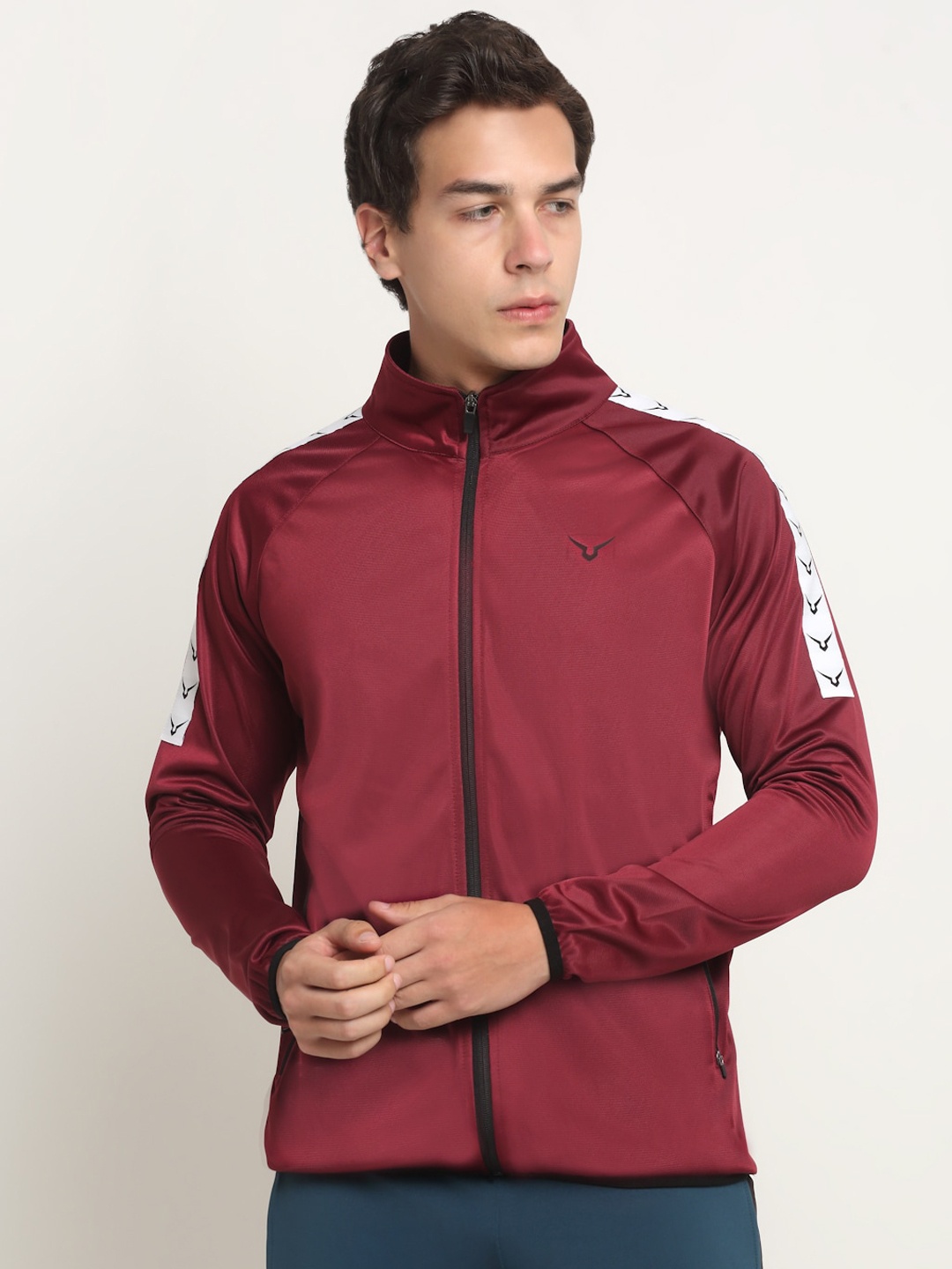 

Invincible Rapid-Dry Gym Sporty Jacket, Maroon