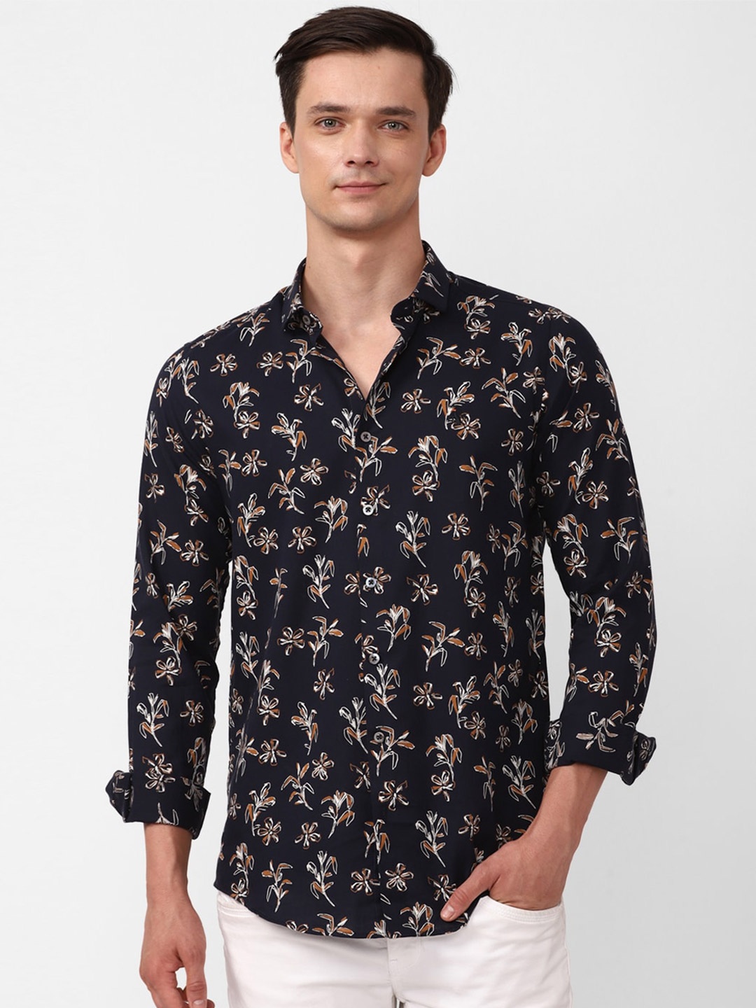 

SIMON CARTER LONDON Floral Printed Slim Fit Pure Cotton Casual Shirt, Black