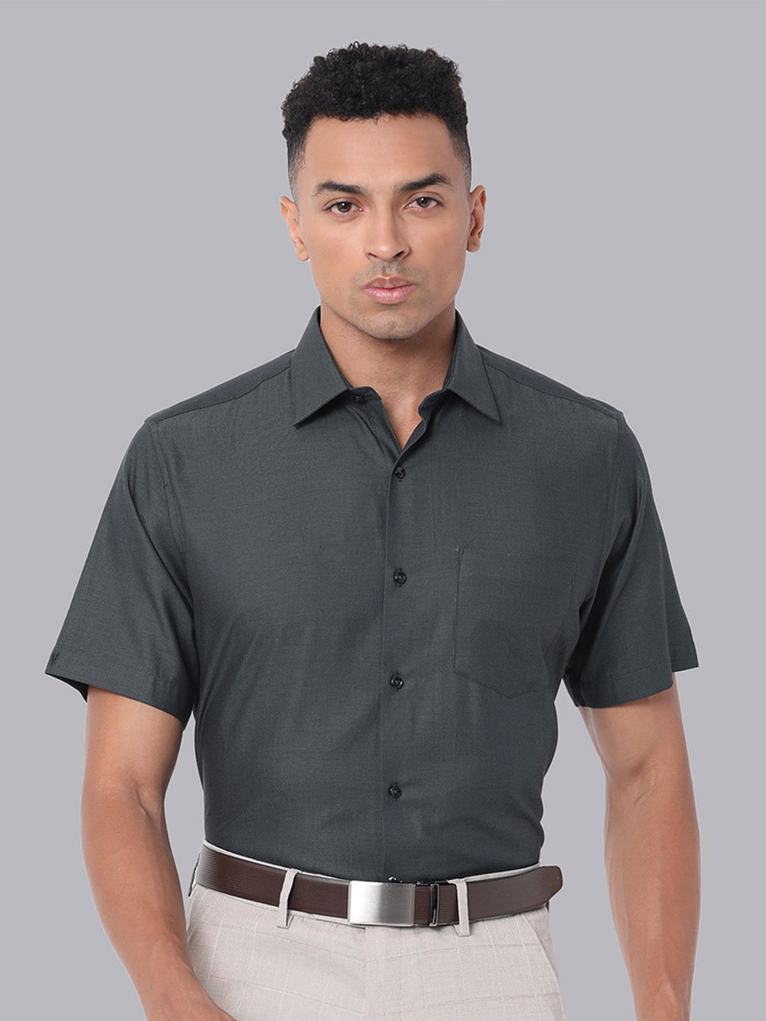 

Van Heusen Spread Collar Pure Cotton Formal Shirt, Grey