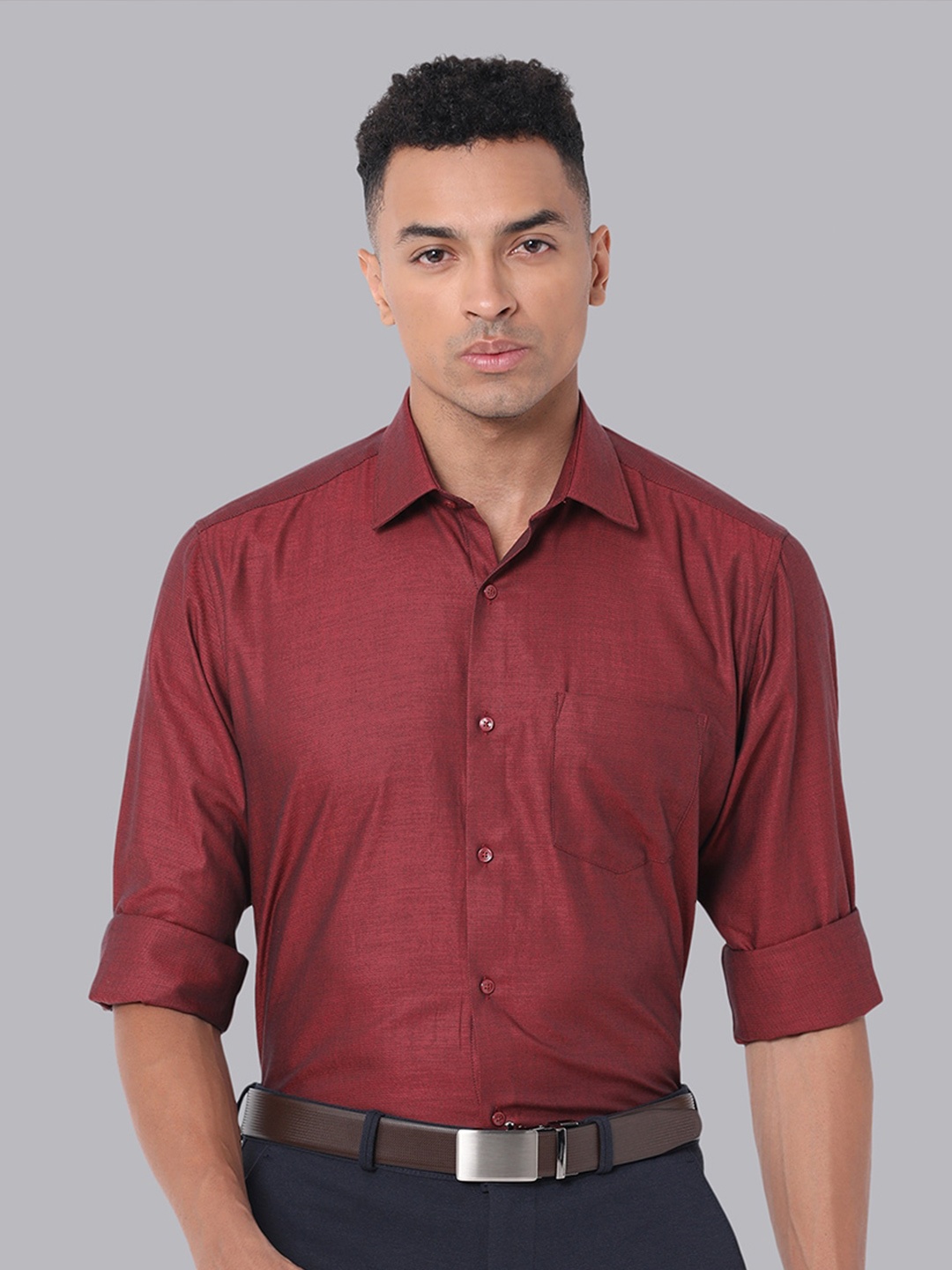 

Van Heusen Spread Collar Pure Cotton Formal Shirt, Maroon
